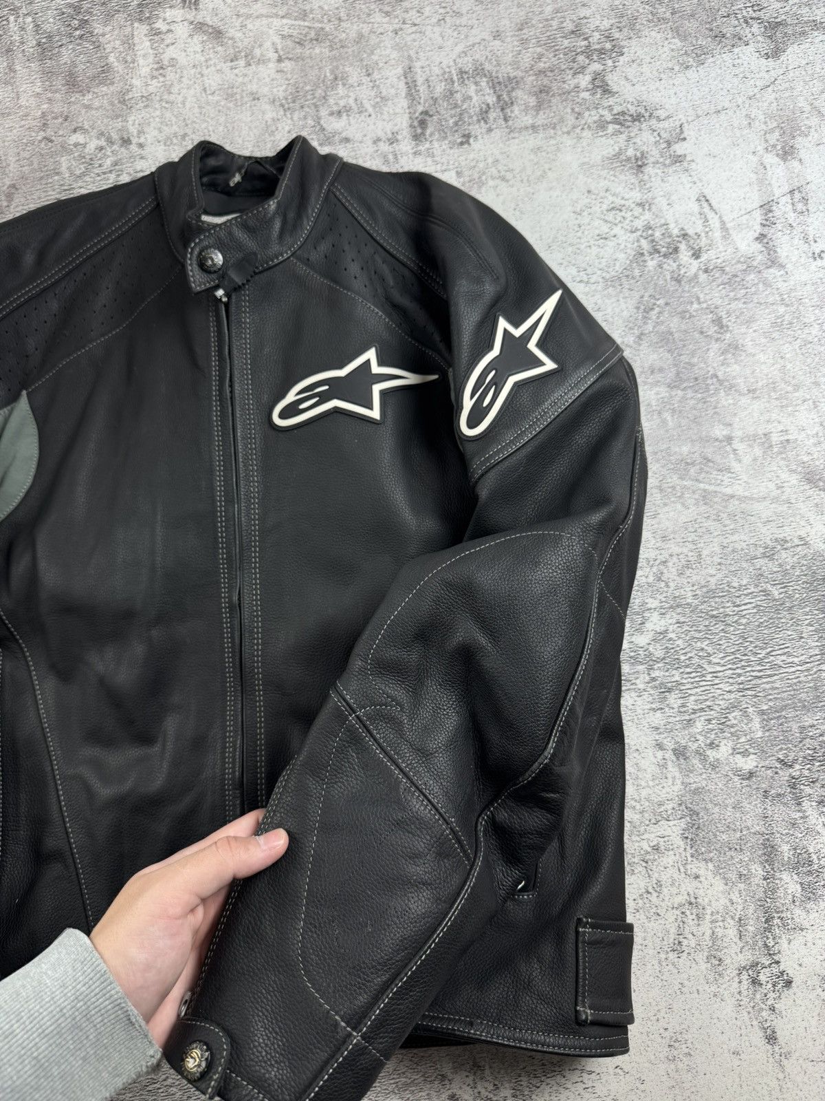 Alpinestars Alpinestars USA 40 EU 50 Men’s Black Motorcycle Racing Leather Zip Jacket Bomber Size US L / EU 52-54 / 3 - 9 Thumbnail
