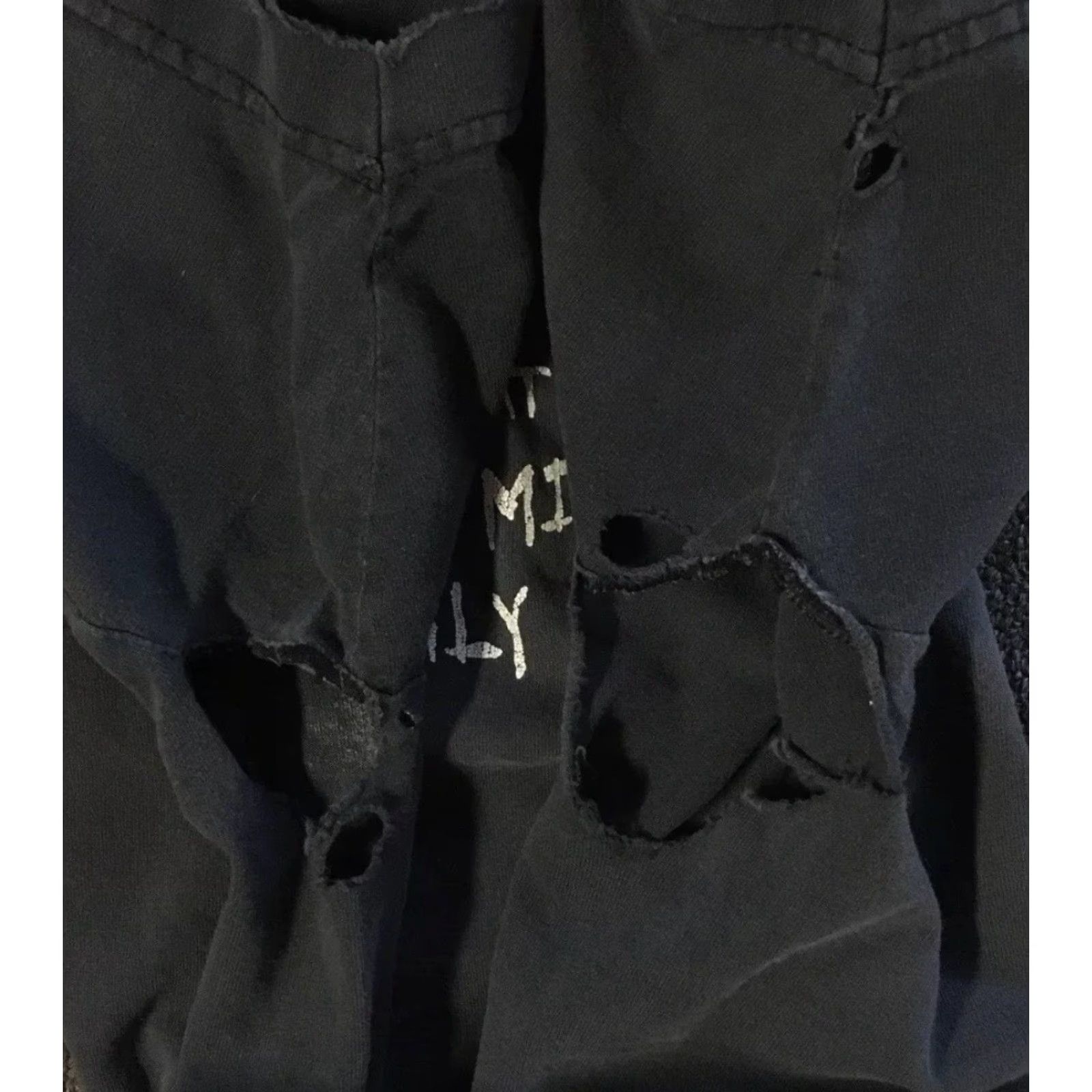 Vintage Vtg Sarcasm You’d Be An Ugly Millionaire Thrashed Faded Shirt L Black 80s 90s Grunge Funny Saying Distressed Vintage T-Shirt Mens Size L Size US L / EU 52-54 / 3 - 4 Thumbnail