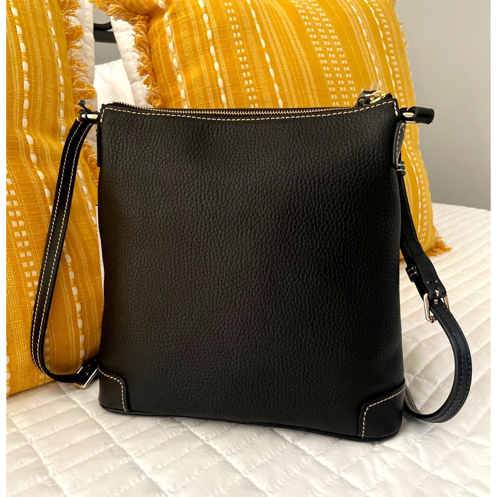 Dooney & Bourke Dooney & Bourke Pebble Grain Small Tassel Crossbody Dust Bag Size ONE SIZE - 4 Thumbnail