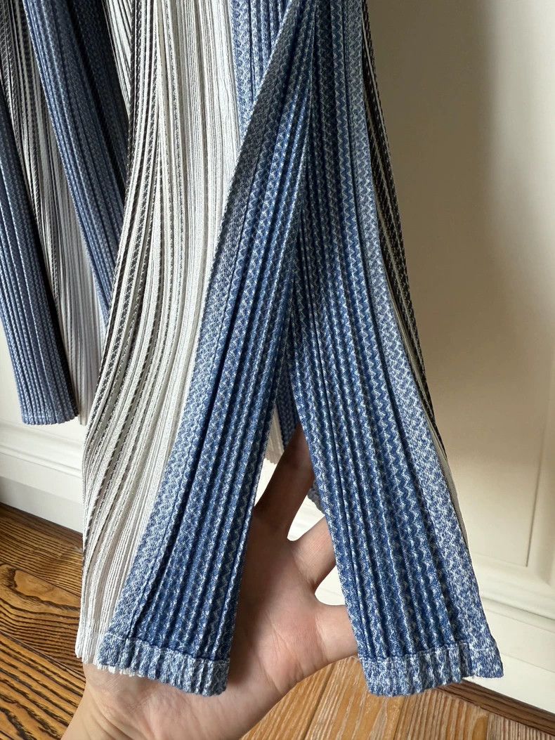 Issey Miyake issey miyake size:4 Blue and white striped pleated pants Size 42" / US 20 - 3 Thumbnail