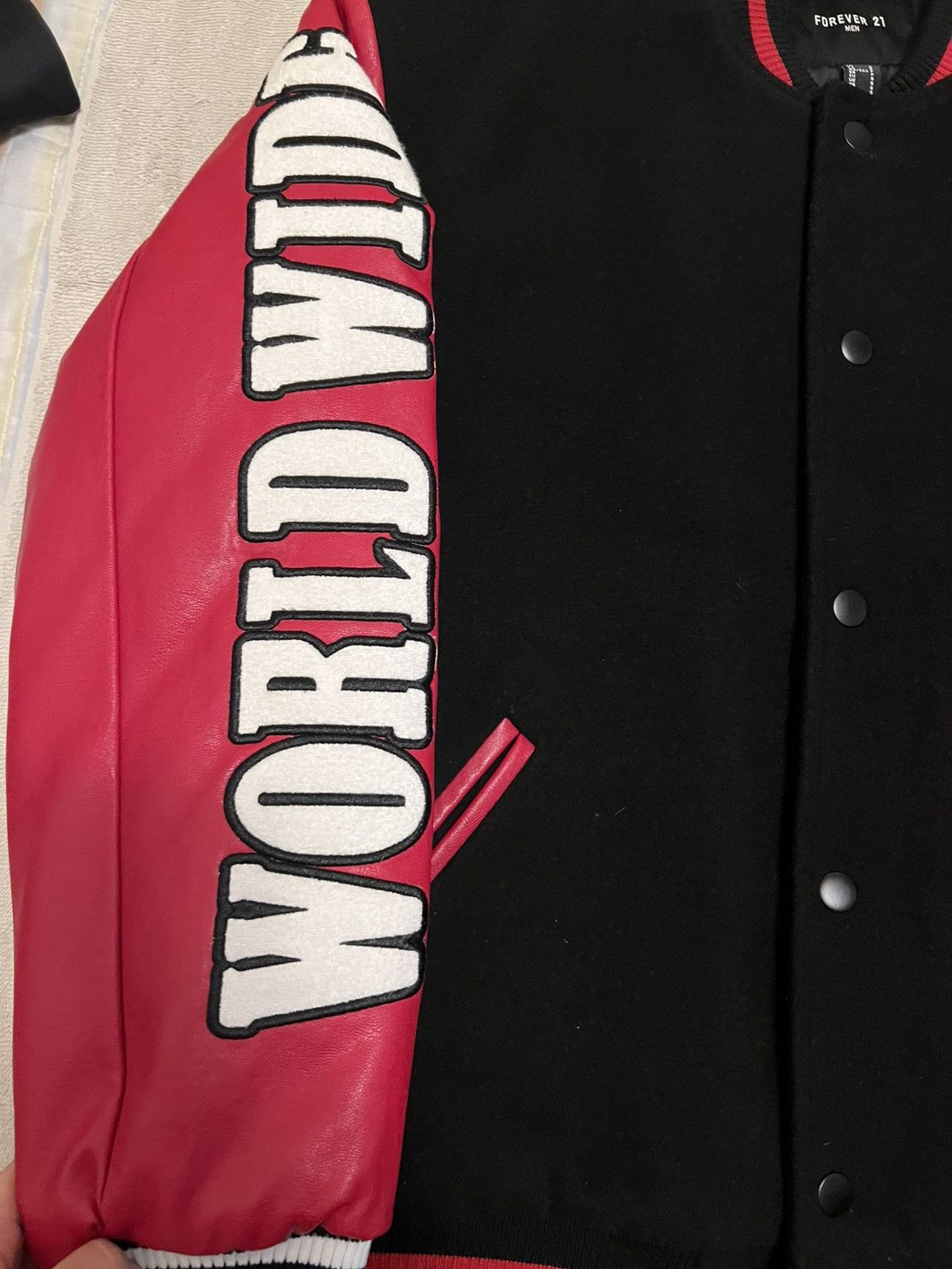 Forever 21 Forever 21 jacket size small Size US S / EU 44-46 / 1 - 2 Thumbnail