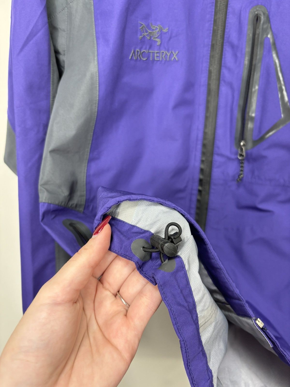Arc'teryx Arc’teryx Women’s Outdoor Ski Hooded Nylon Jacket Size M / US 6-8 / IT 42-44 - 11 Thumbnail