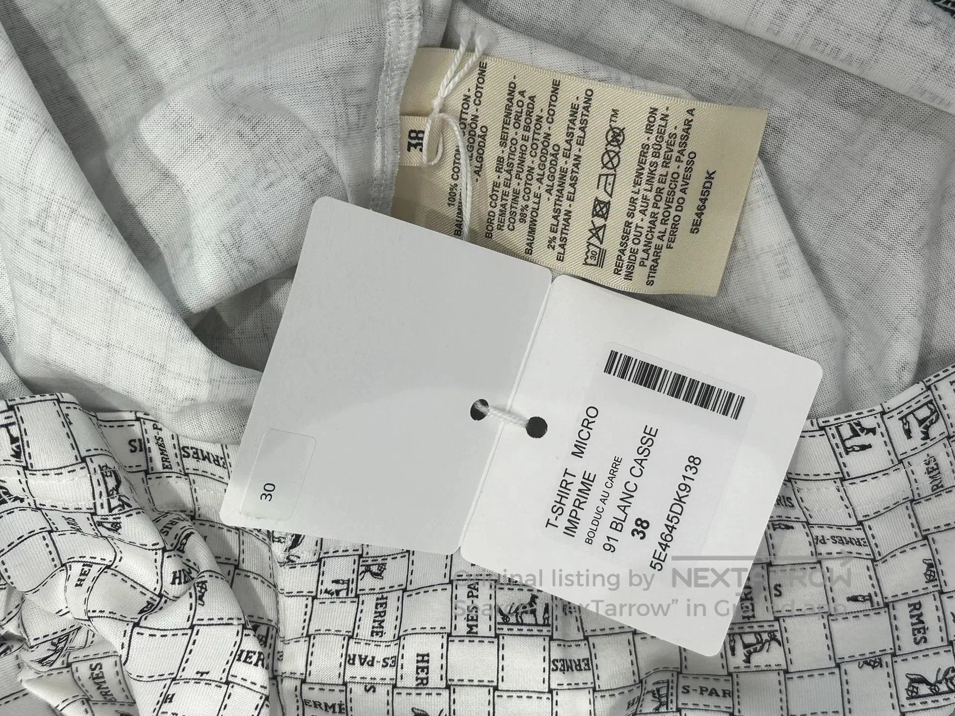 Hermes Hermes Women's Carriage Detail Short. Size US M / EU 48-50 / 2 - 4 Thumbnail