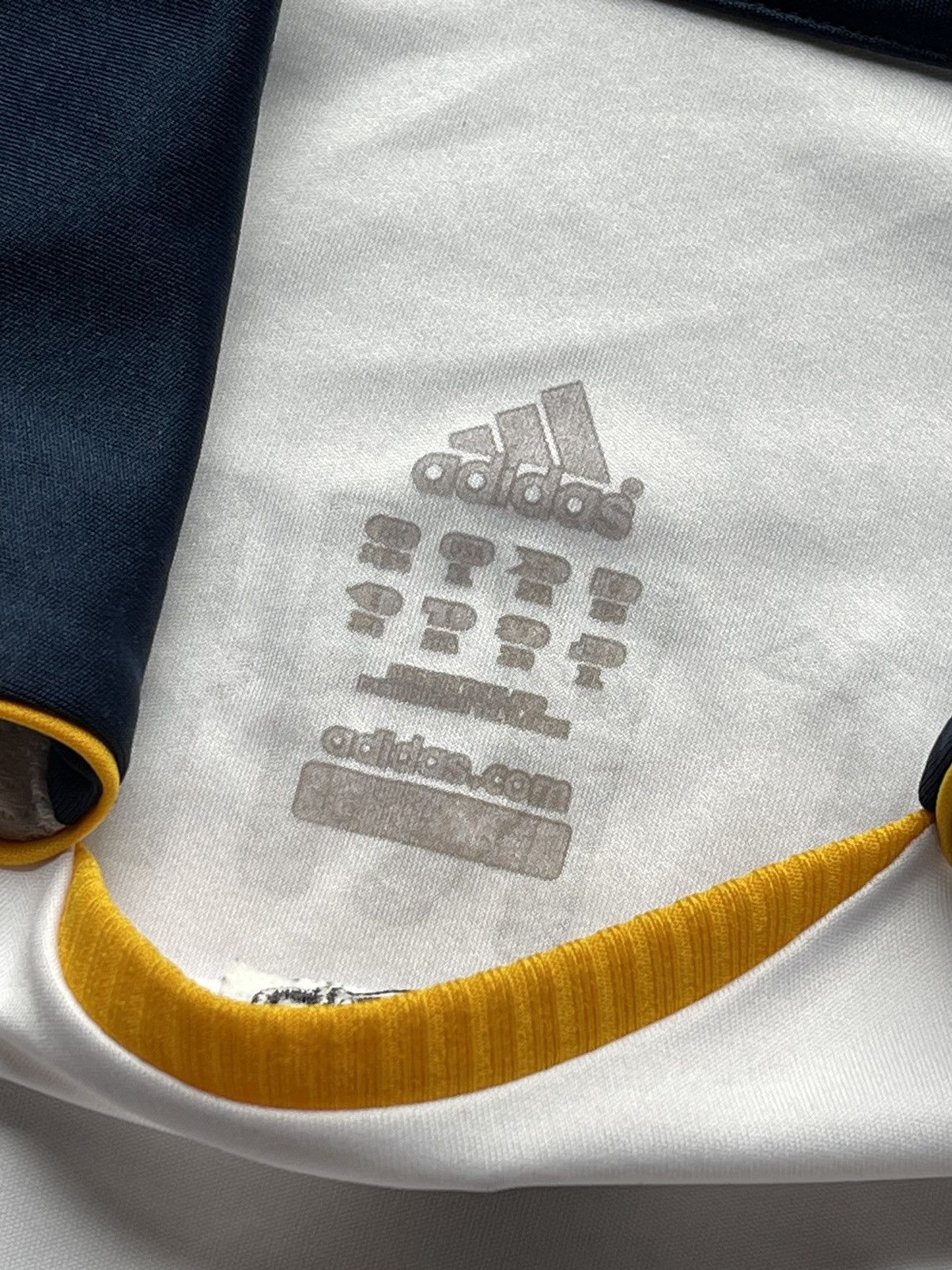Adidas × Vintage 2008 Adidas LA Galaxy #23 Beckham white soccer jersey rare Size US L / EU 52-54 / 3 - 7 Thumbnail