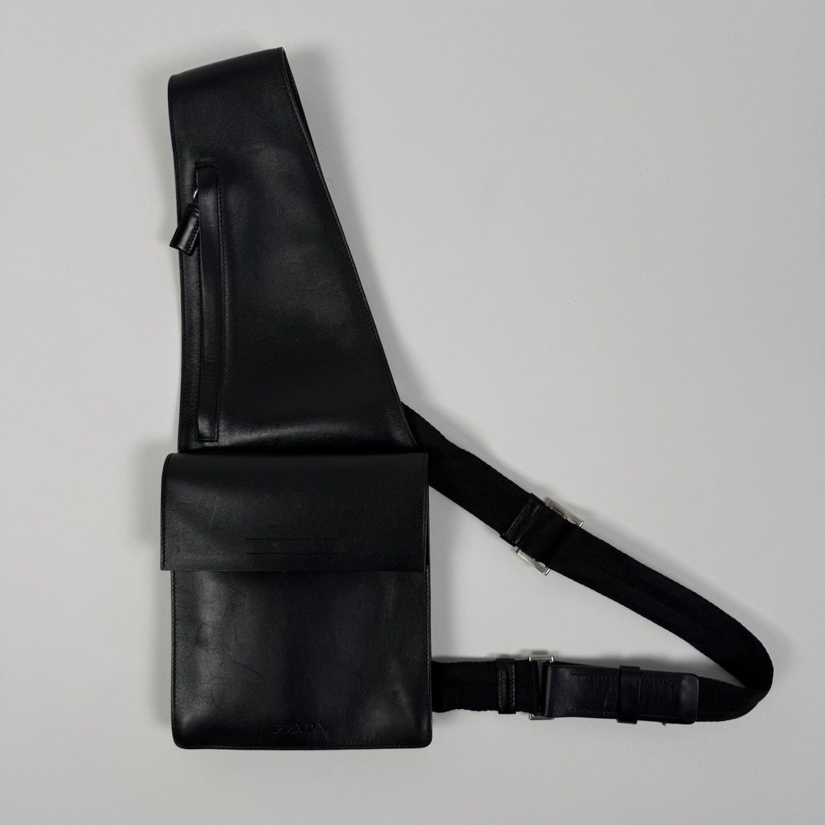Prada Prada SS1999 Black Leather Crossbody Sling Holster Bag Size ONE SIZE - 1 Thumbnail