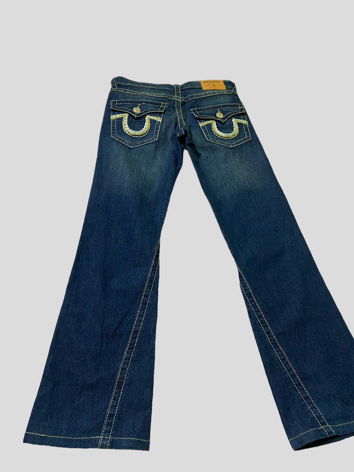 True Religion × Vintage Flared TRUE RELIGION Embroidered Back Pocket Denim Size US 28 / EU 44 - 1 Thumbnail