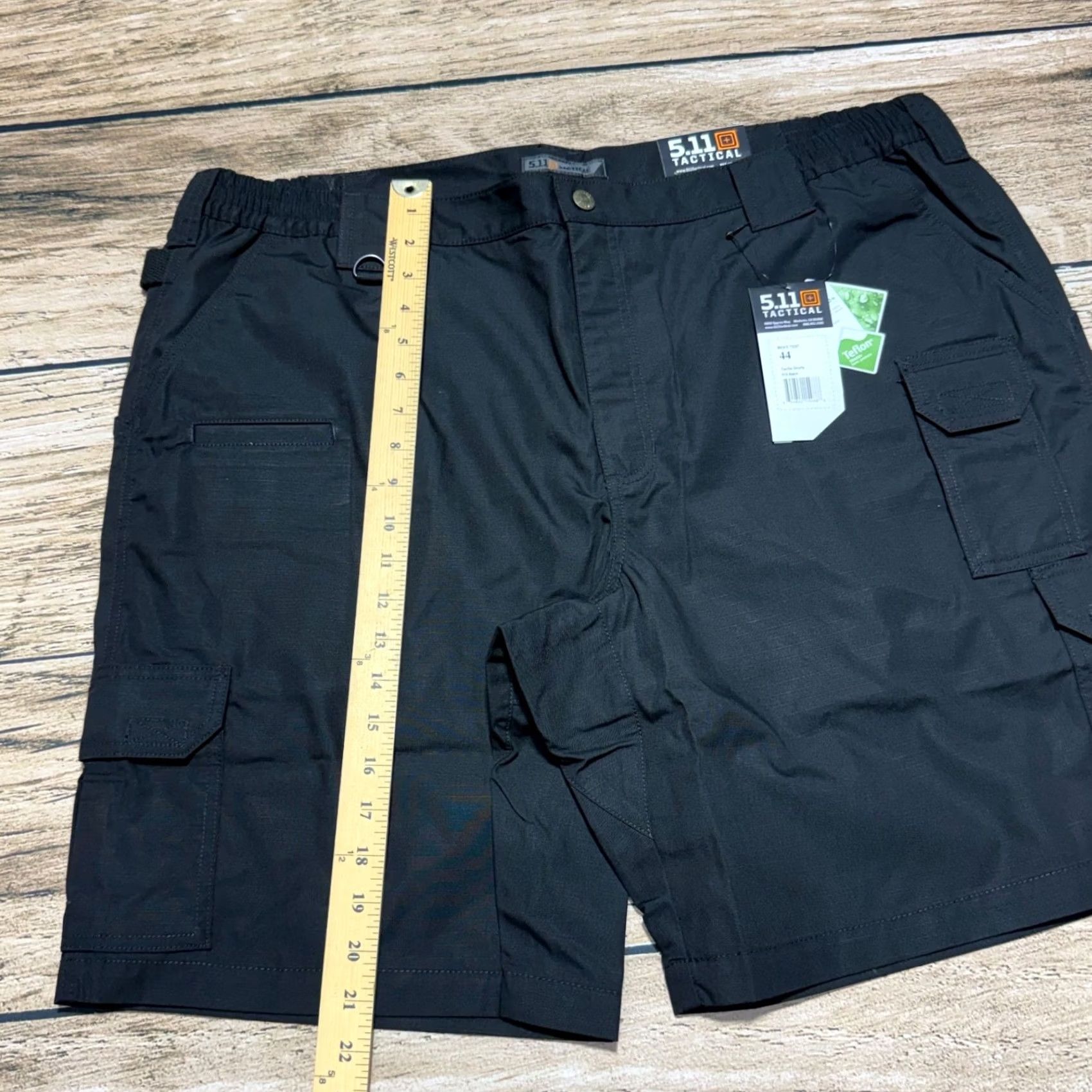 Vintage 5.11 Tactical Taclite Shorts Mens 44 Black Cargo Ripstop Workwear 9" NWT Size US 44 / EU 60 - 7 Thumbnail