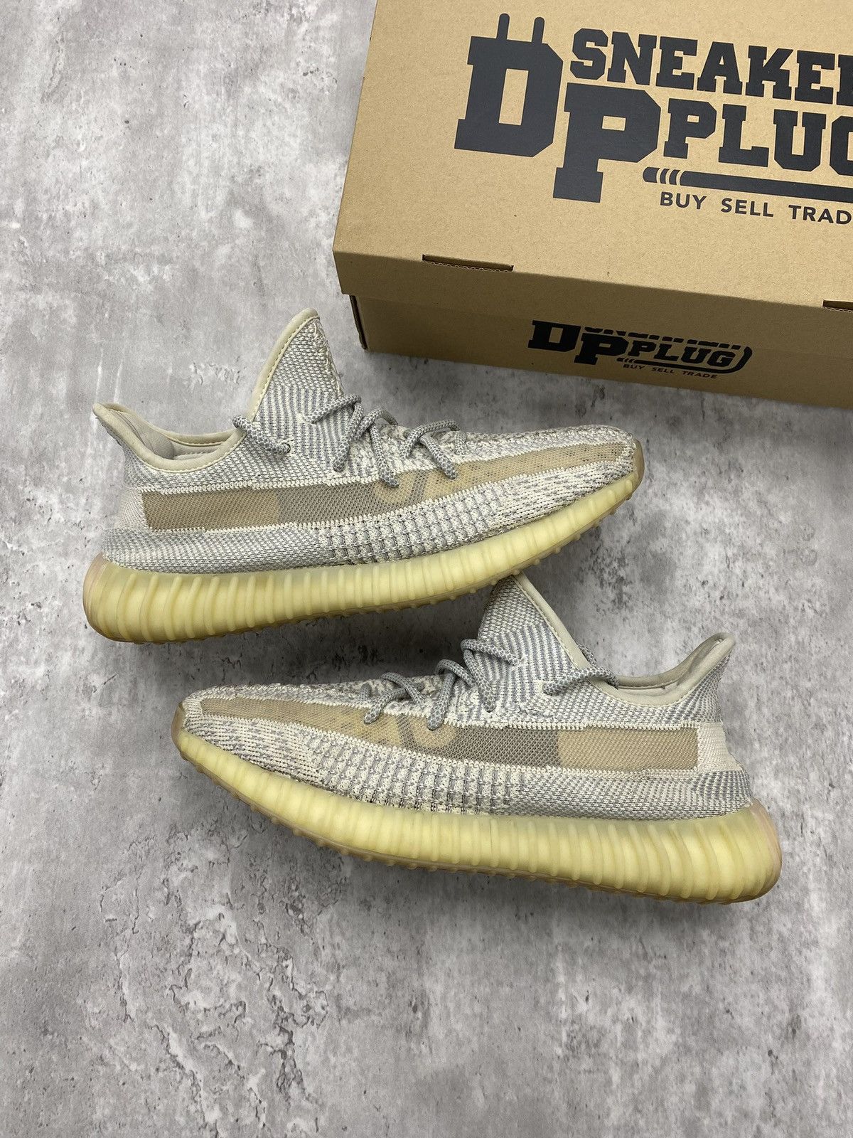 Yeezy Size 9.5M - adidas Yeezy Boost 350 V2 “Lundmark” Size US 9.5 / EU 42-43 - 1 Thumbnail