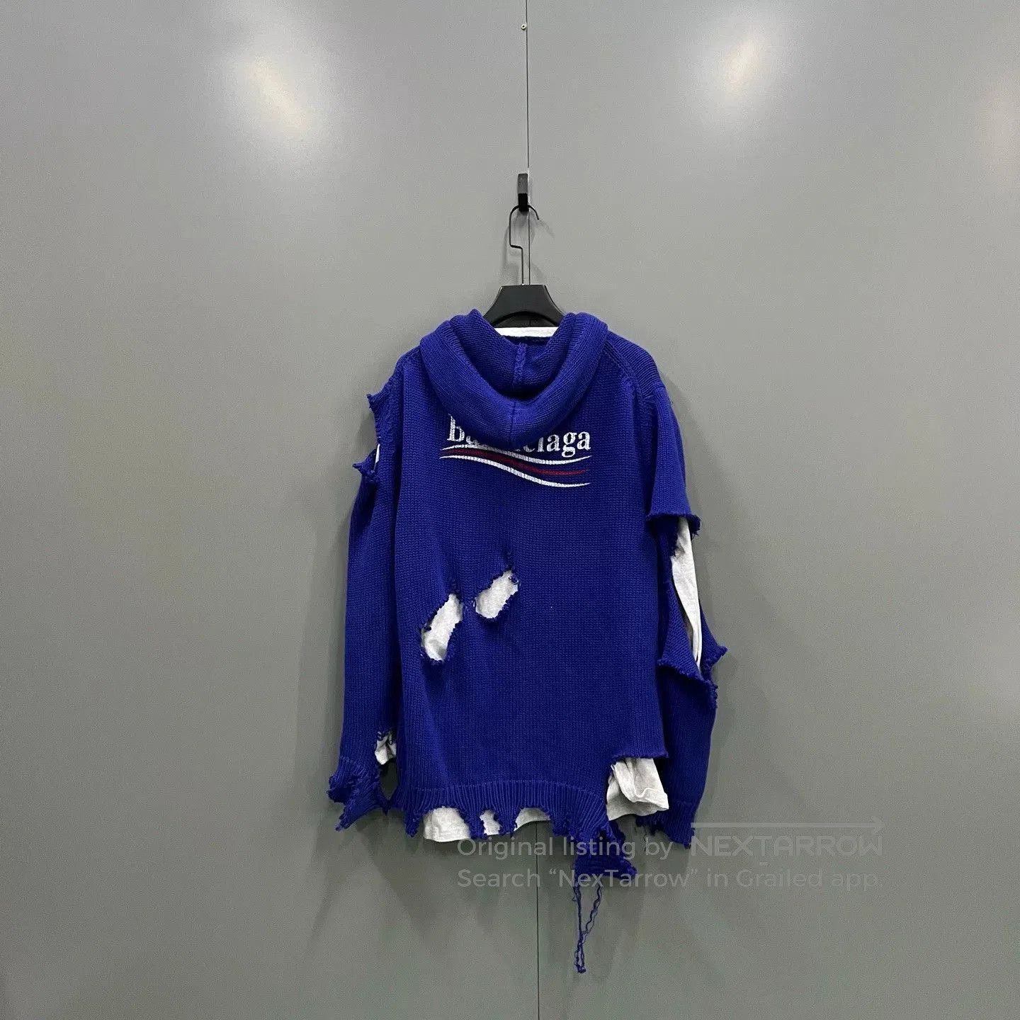 Balenciaga balenciaga blue logo embroidered hoodie xs. Size US XS / EU 42 / 0 - 3 Thumbnail