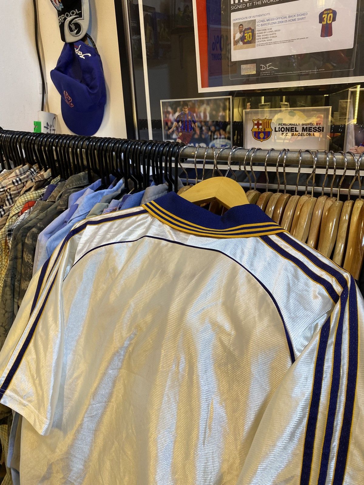 Adidas Vintage 90s Real Madrid CF Home Kit Size US M / EU 48-50 / 2 - 4 Thumbnail
