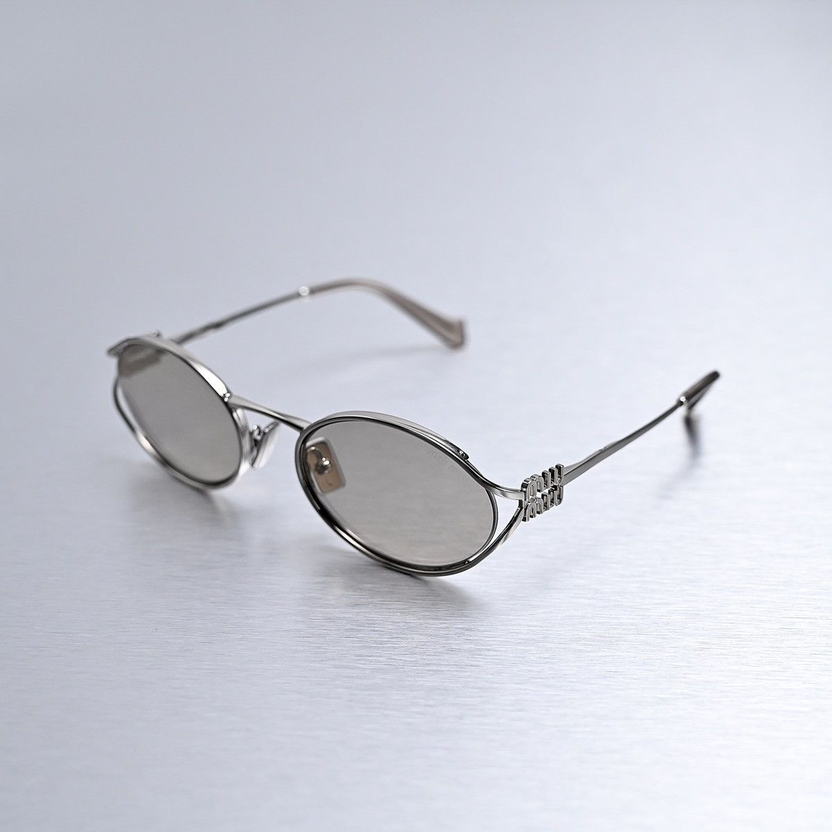 Miu Miu MIU MIU 0MU 52YS SUNGLASSES Size ONE SIZE - 1 Thumbnail