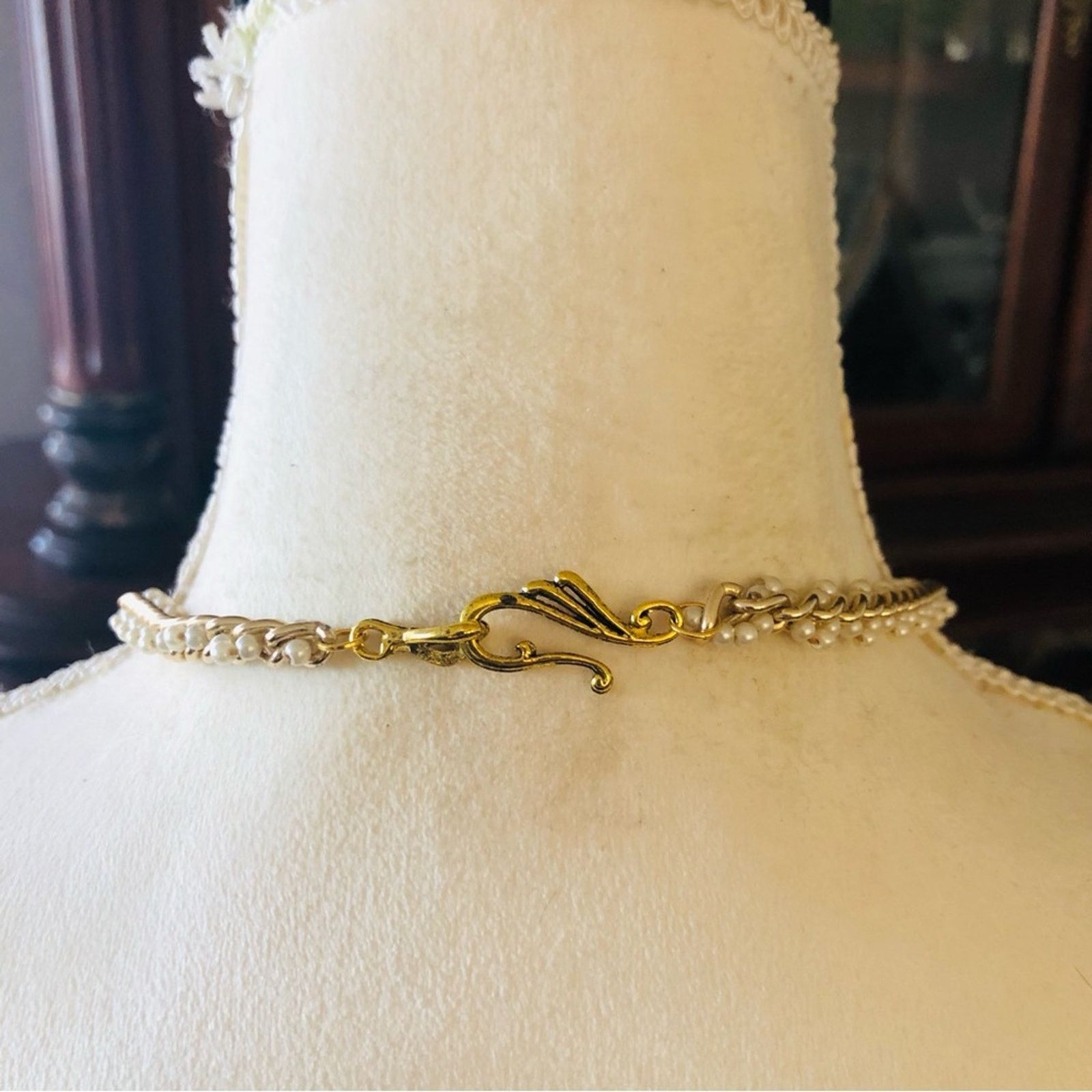 Vintage Vintage braided gold chain mini cream pearls necklace Size ONE SIZE - 6 Thumbnail