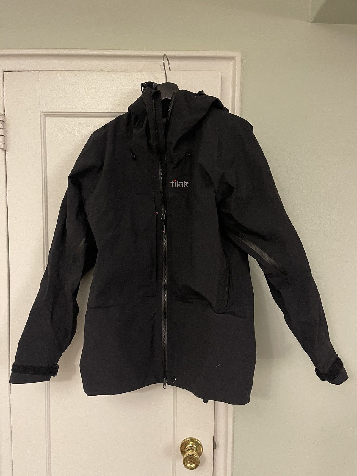 image of Nwt: Tilak Evolution Size Medium in Black, Men's