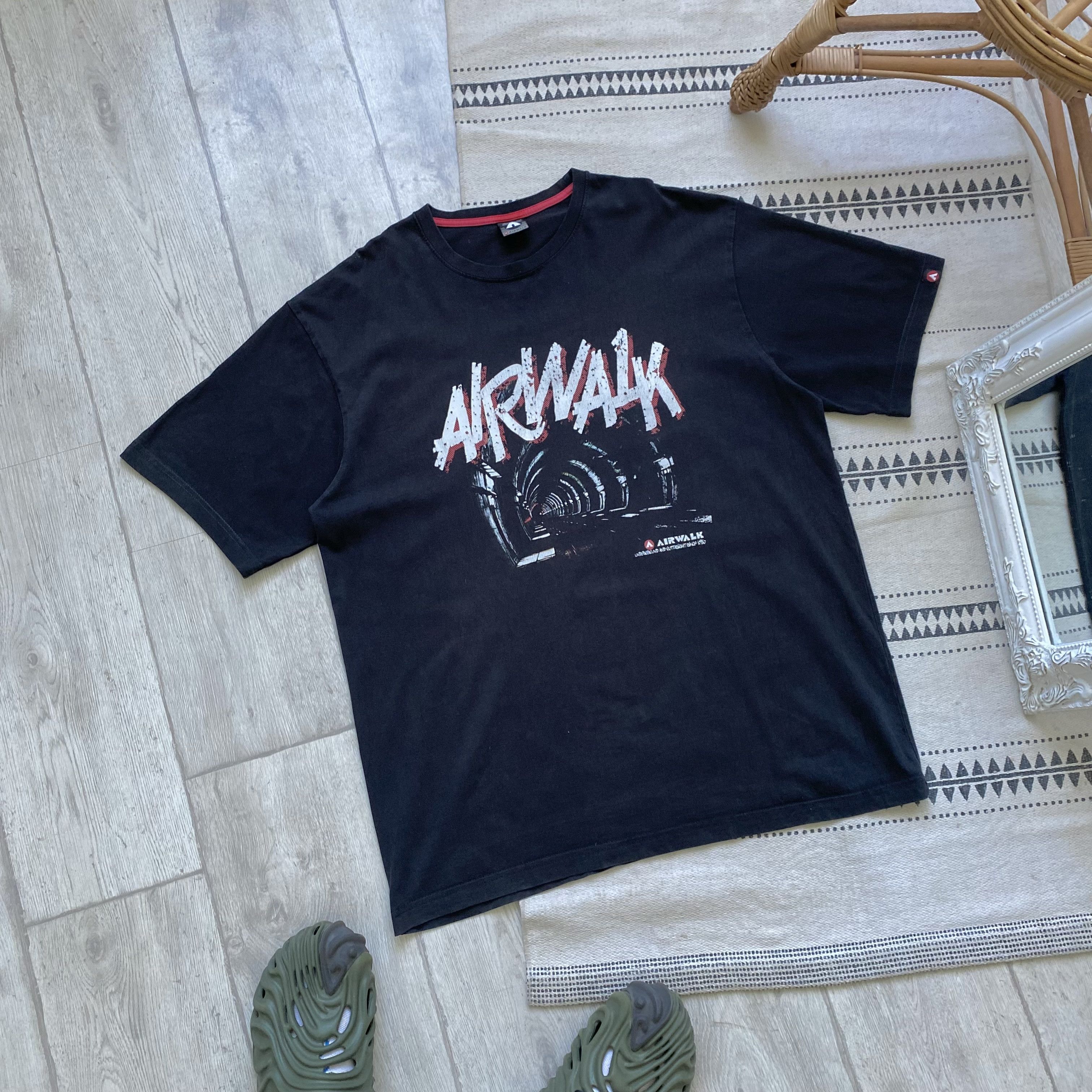 Airwalk 🛹 Vintage 90s Airwalk Underground tee Skater Surfing style Size US L / EU 52-54 / 3 - 8 Thumbnail