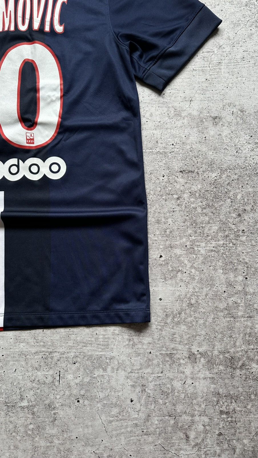 Nike 2014/15 Nike PSG Ibrahimovic #10 Vintage Soccer Jersey Size US M / EU 48-50 / 2 - 17 Thumbnail