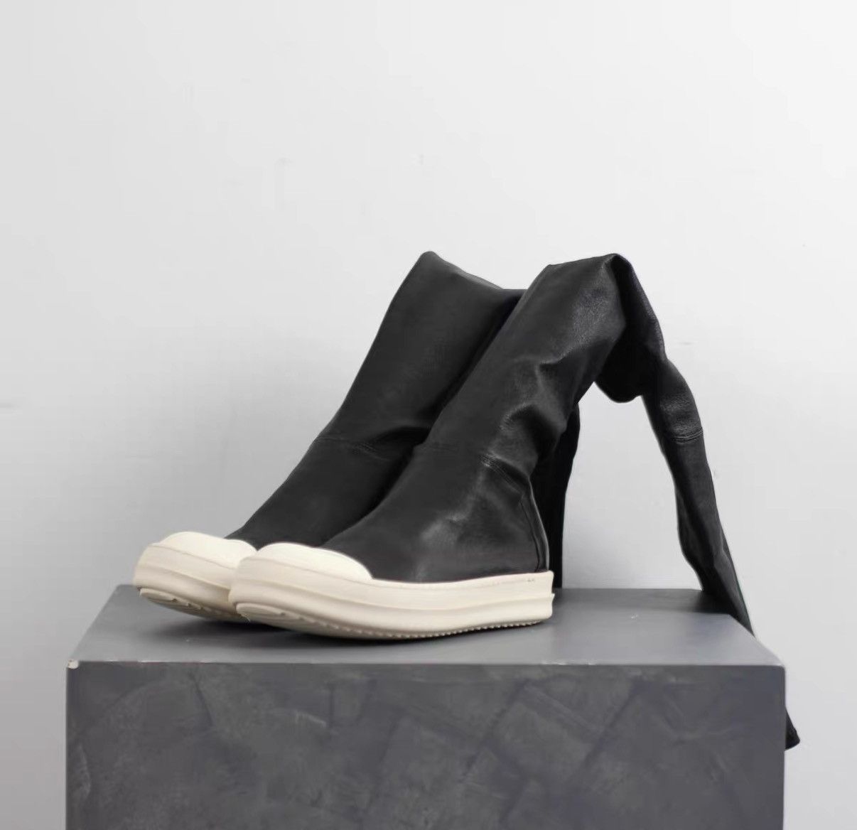 Rick Owens Rick Owens Mainline Stretch Lambskin "Goddess" Boots Size US 5 / IT 35 - 1 Thumbnail