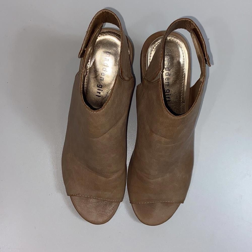 Designer Madden Girl I Tan Warnerr Open Toe Heel Size 7.5 Size US 7.5 / IT 37.5 - 2 Thumbnail