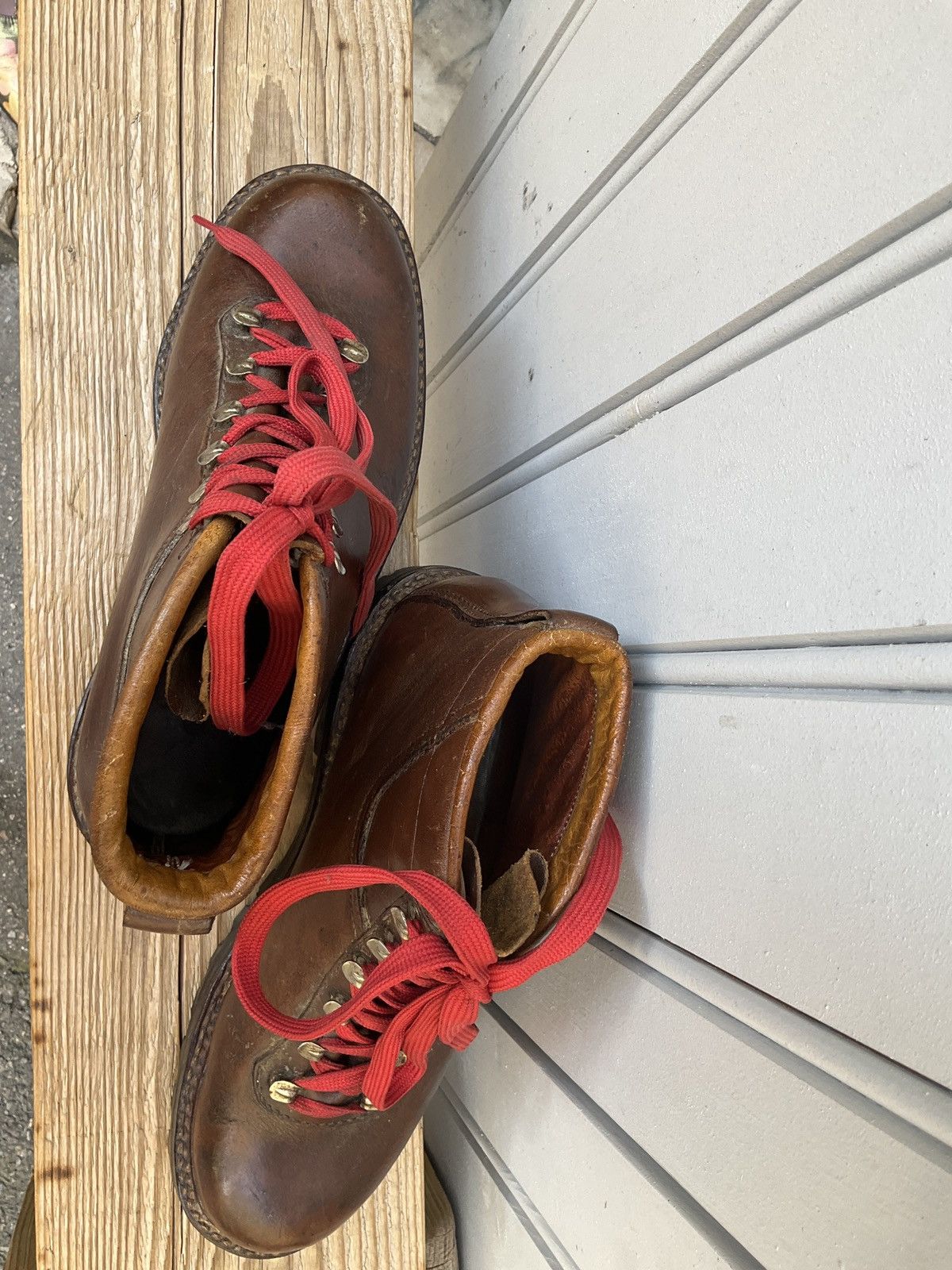 Vintage Vintage 50's brown leather hiking boots with red laces Size US 9 / IT 39 - 10 Thumbnail