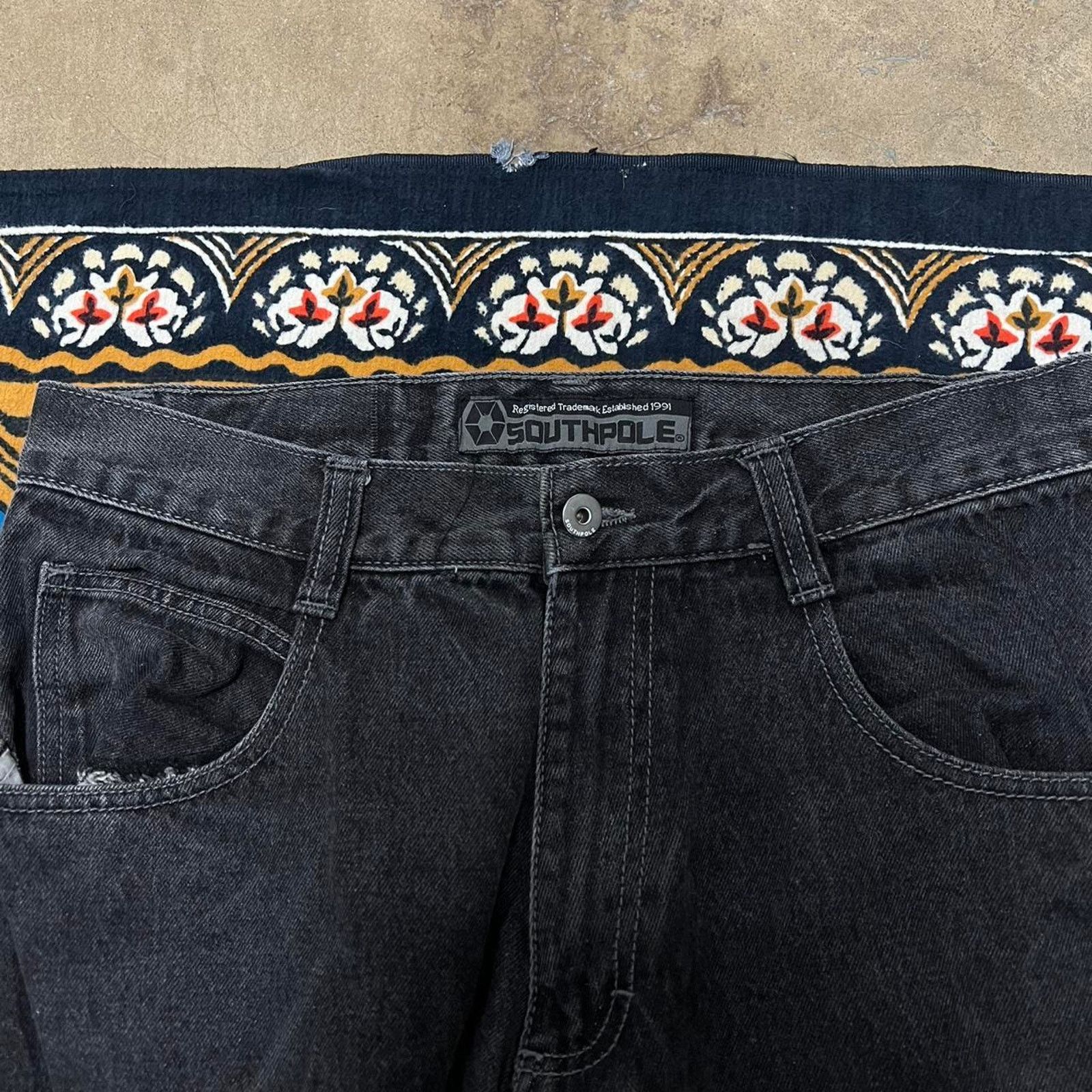 Southpole Black baggy southpole jeans size 34x31 wide leg punk skater Size 34" / US 12 / IT 48 - 6 Thumbnail