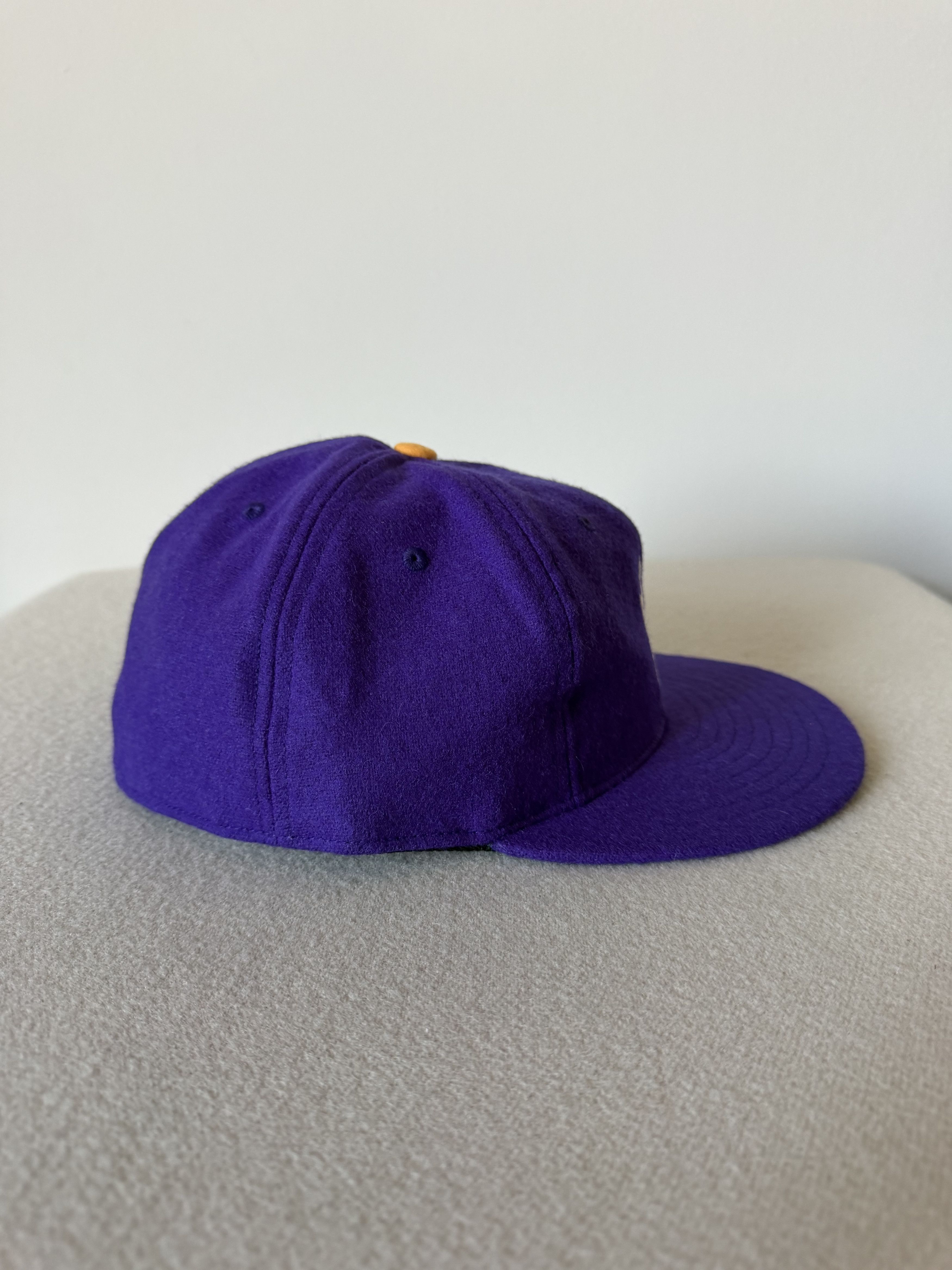 Ebbets Field Flannels 7 7/8 Ebbets University of Washington 1936 Rowing Team Hat Size ONE SIZE - 3 Thumbnail