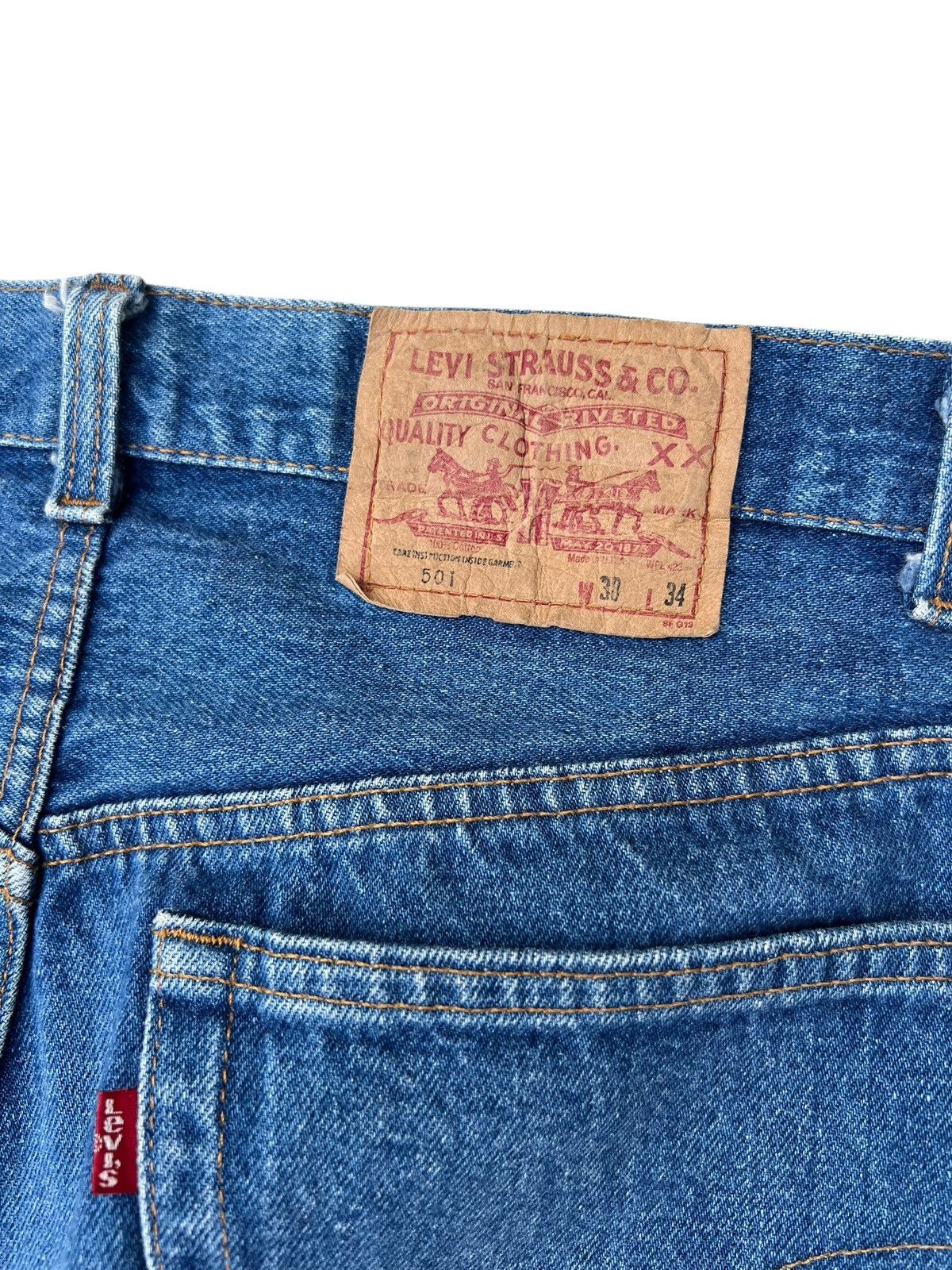 Levi's Vintage 1980s Levi’s 501 Fade Blue Denim Jeans Made in Usa Size US 37 - 18 Thumbnail