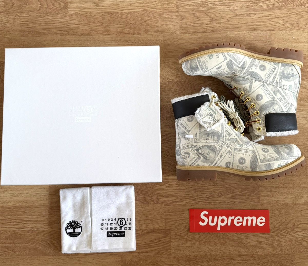 Maison Margiela × Supreme Supreme MM6 Maison Margiela Timberland 6” Boot Dollar Print Size US 10 / EU 43 - 8 Thumbnail