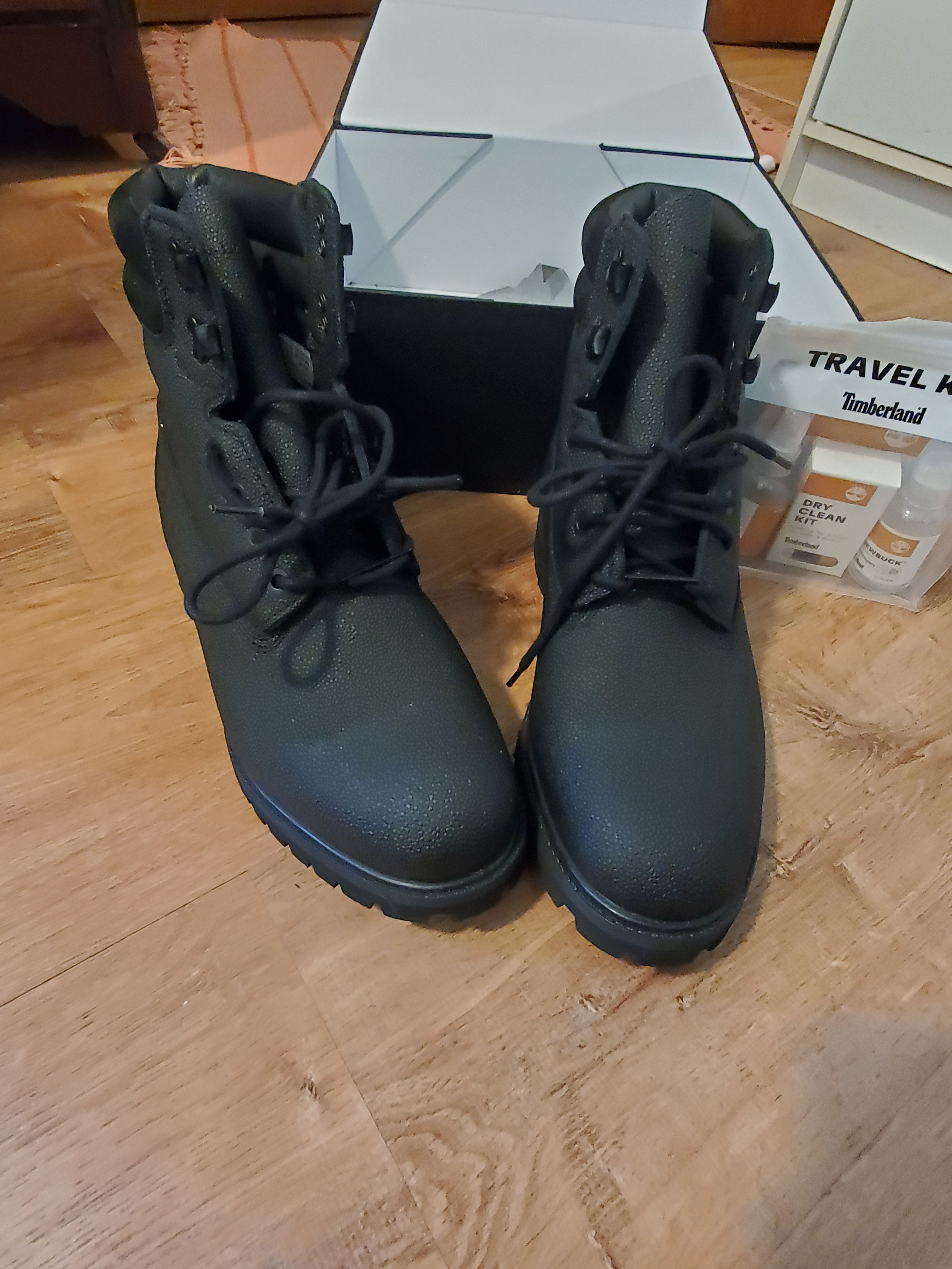 Wings + Horns Timberland Hiking Boots Wings+Horns Waterproof Size US 11 / EU 44 - 1 Thumbnail