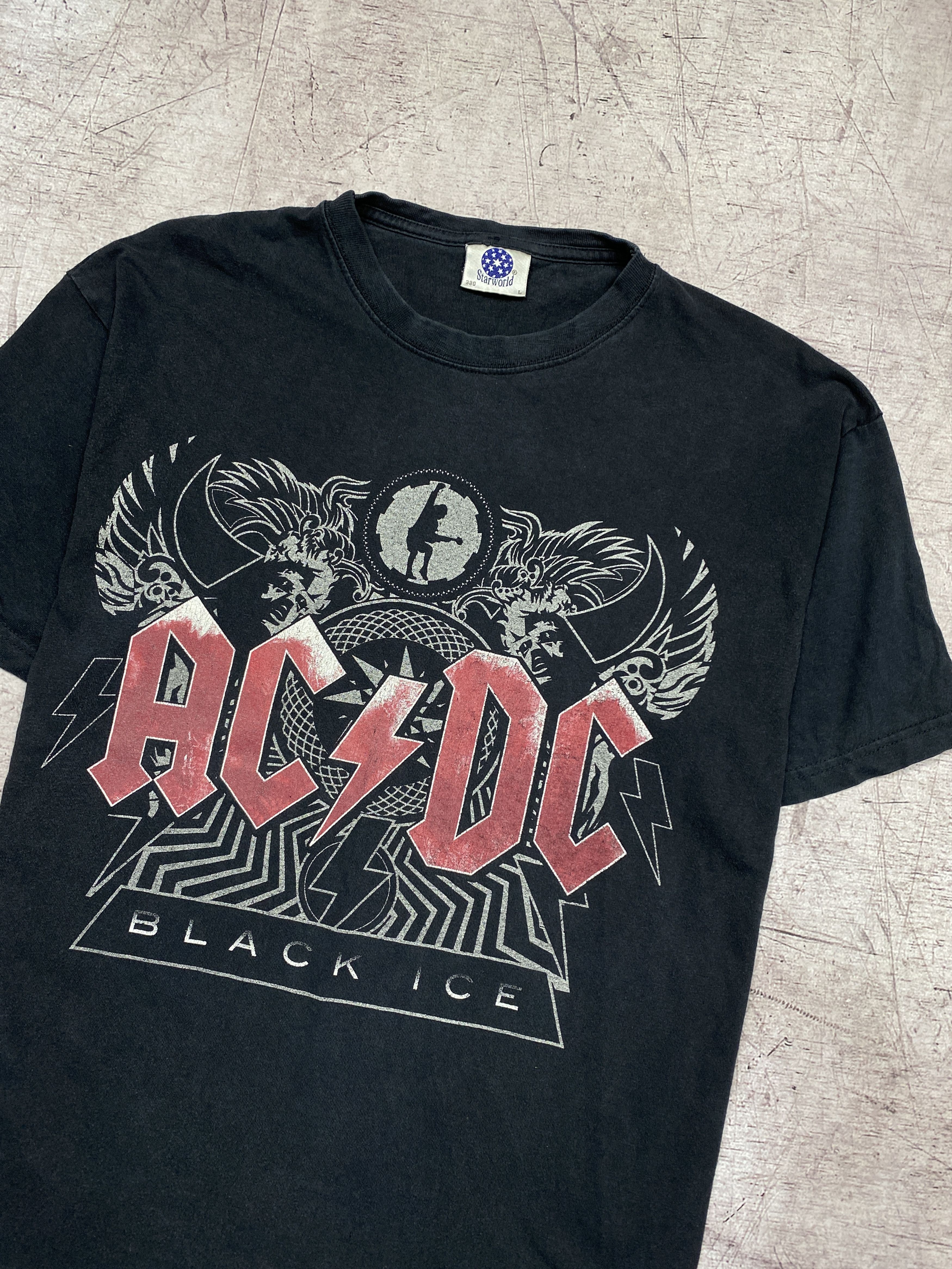 AC/DC × Band Tees Ac/Dc Black Ice Vintage Mens Rock Band T-Shirt Size US L / EU 52-54 / 3 - 2 Thumbnail