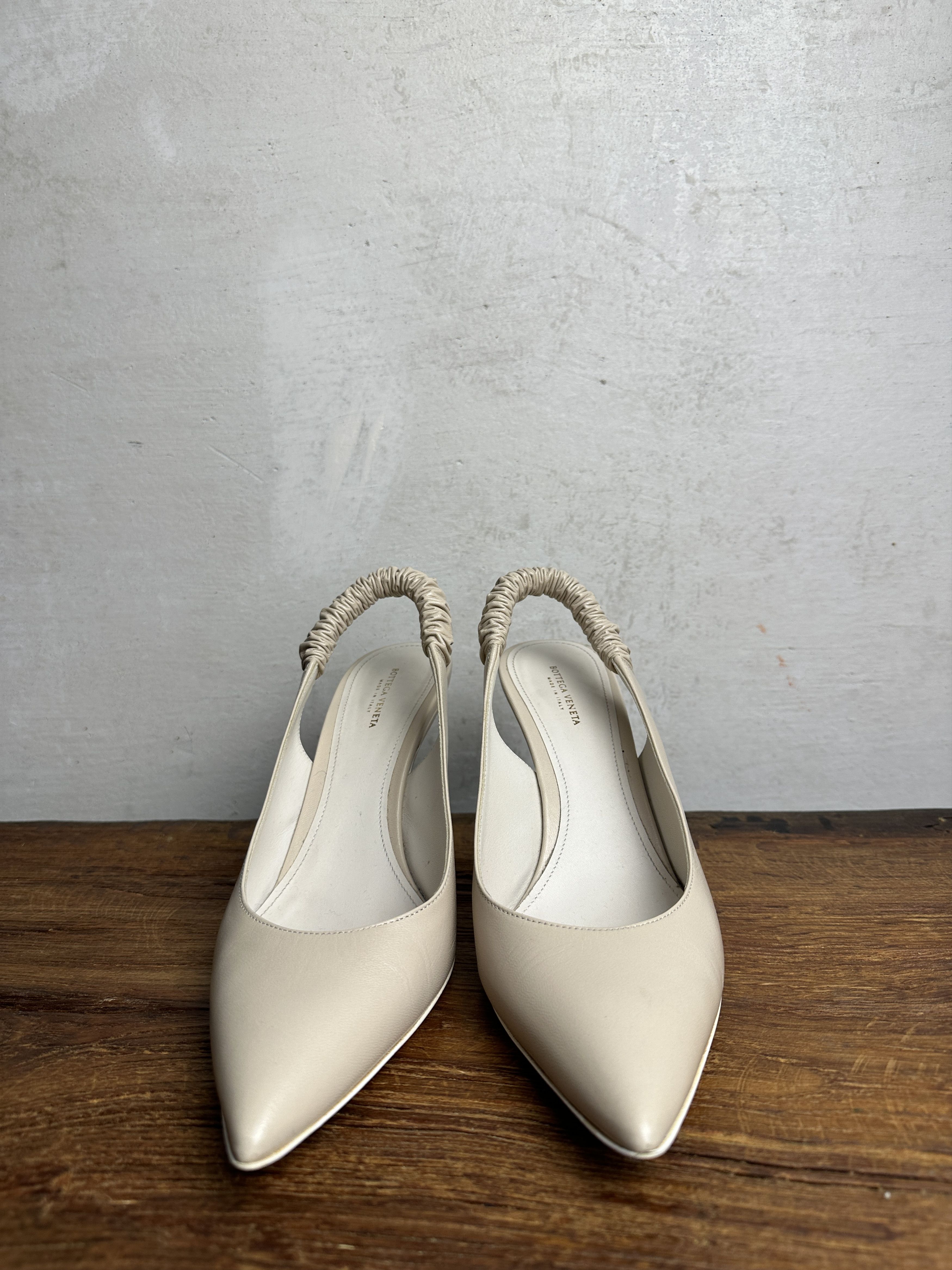 Bottega Veneta Bottega Veneta Cream Leather Slingback Pumps Size US 10 / IT 40 - 5 Thumbnail