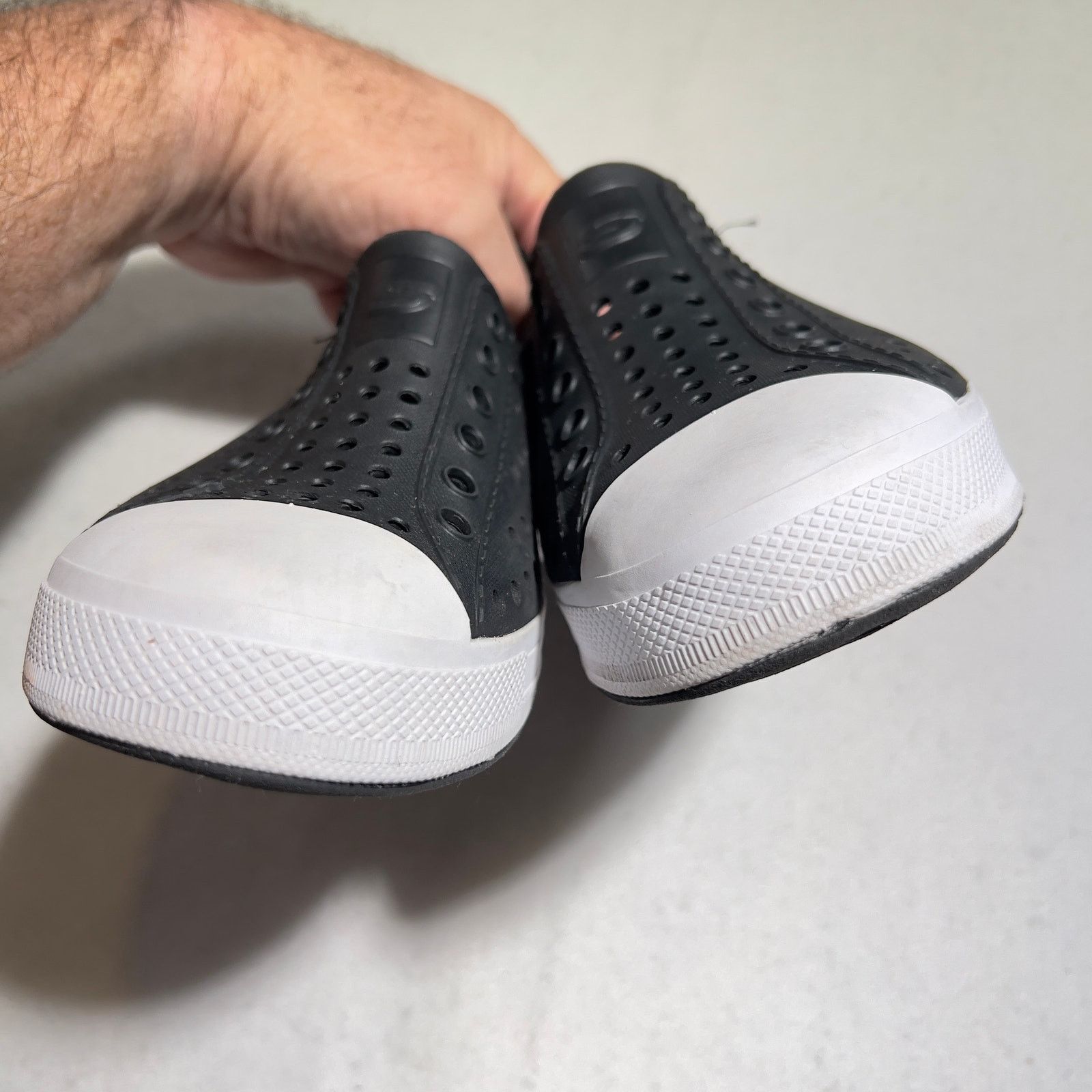 SKECHERS Skechers Slip On Shoes Kids Size 3 Rubber Uppers Black White Size US 4 / IT 34 - 10 Thumbnail