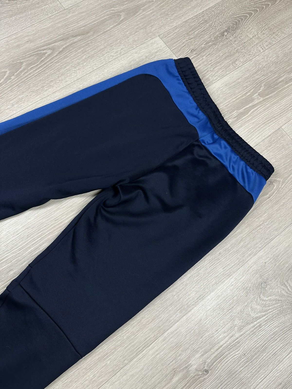 Puma × Red Bull Puma Red Bull Racing Sportswear Suit Sweatpants & Sweatshirt Size US S / EU 44-46 / 1 - 14 Thumbnail