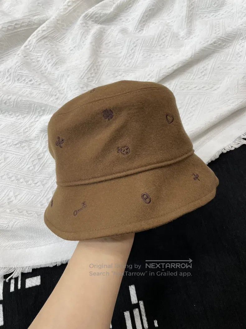 Hermes Hermes size 57 Khaki embroidered cashmere fisherman's hat Size ONE SIZE - 1 Thumbnail