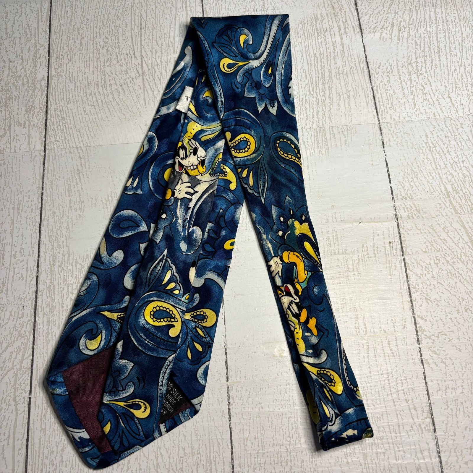 Disney Disney Store 100% Silk Paisley Necktie Size ONE SIZE - 2 Thumbnail