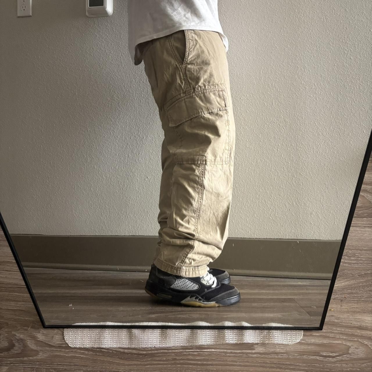 Vintage Crazy Vintage Y2K/2000s Light Khaki Essential Cargo Pants! 34x29 Size US 34 / EU 50 - 2 Thumbnail
