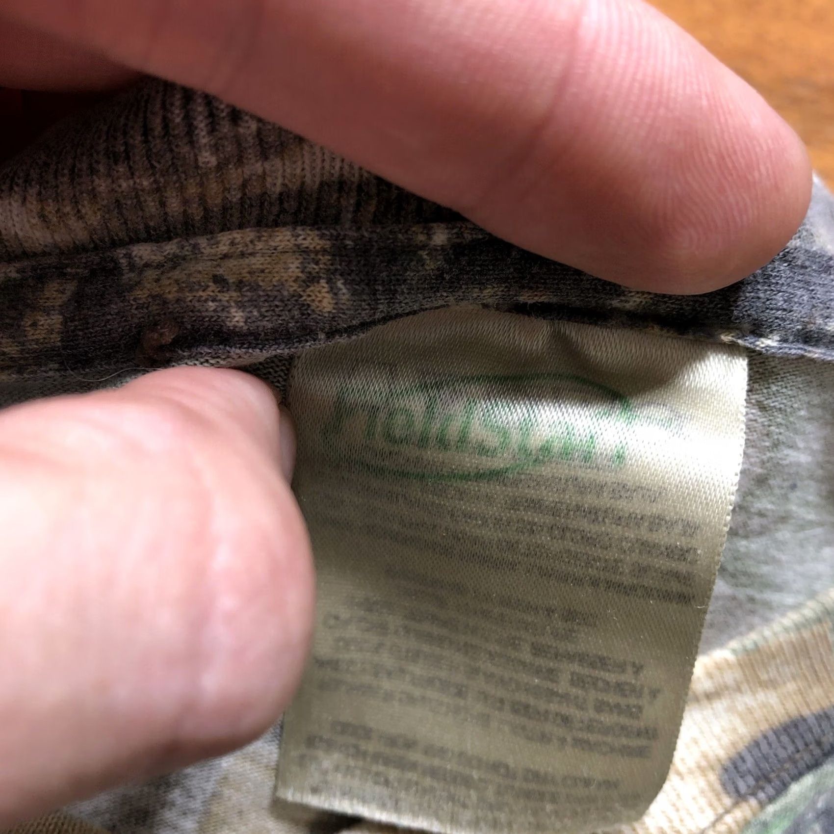 Vintage VINTAGE Field Staff T-Shirt Mens 2XL Real Tree Mossy Oak Camo Long Sleeve Hunting 90s Y2K Size US XXL / EU 58 / 5 - 7 Thumbnail