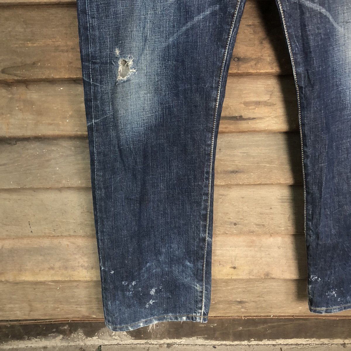 Levi's Levis Strauss & Co 501 Distressed Denim jeans Pants #7322 Size US 35 - 9 Thumbnail