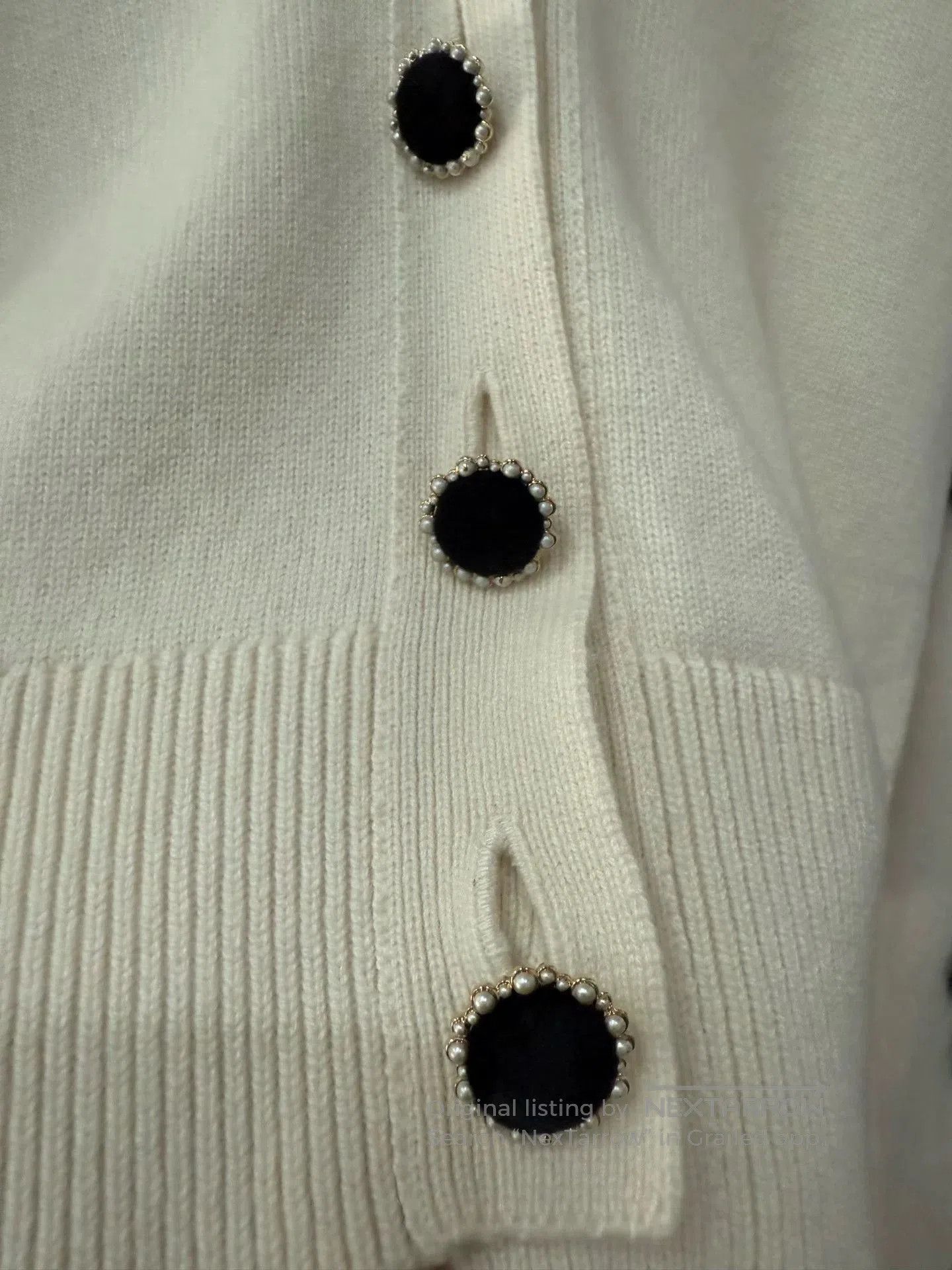 Chanel Chanel Wing Design Cardigan. Size US XS / EU 42 / 0 - 5 Thumbnail