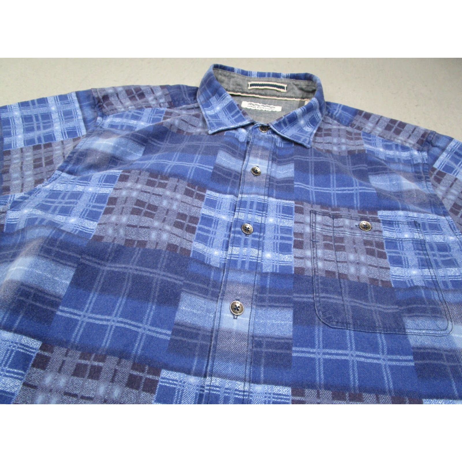 Tommy Bahama TOMMY BAHAMA Men’s blue plaid / patchwork long sleeve button up CANYON BEACH FLANNEL pocket shirt blue Canyon Beach flannel button up Size US XL / EU 56 / 4 - 2 Thumbnail
