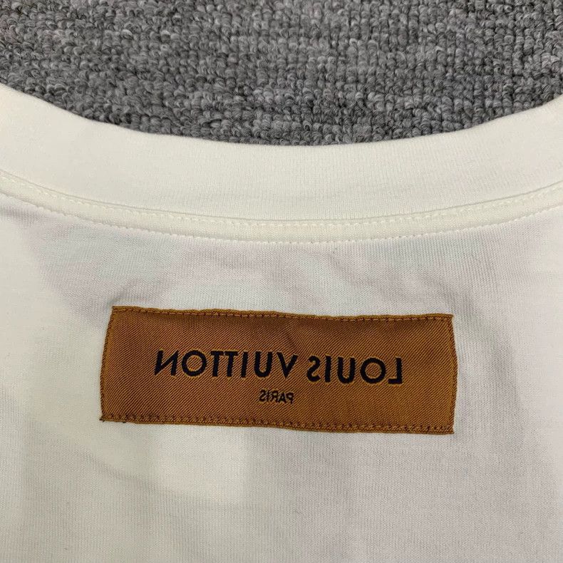 Louis Vuitton Louis Vuitton White presbyopic full print crayon graffiti Size US XL / EU 56 / 4 - 9 Thumbnail