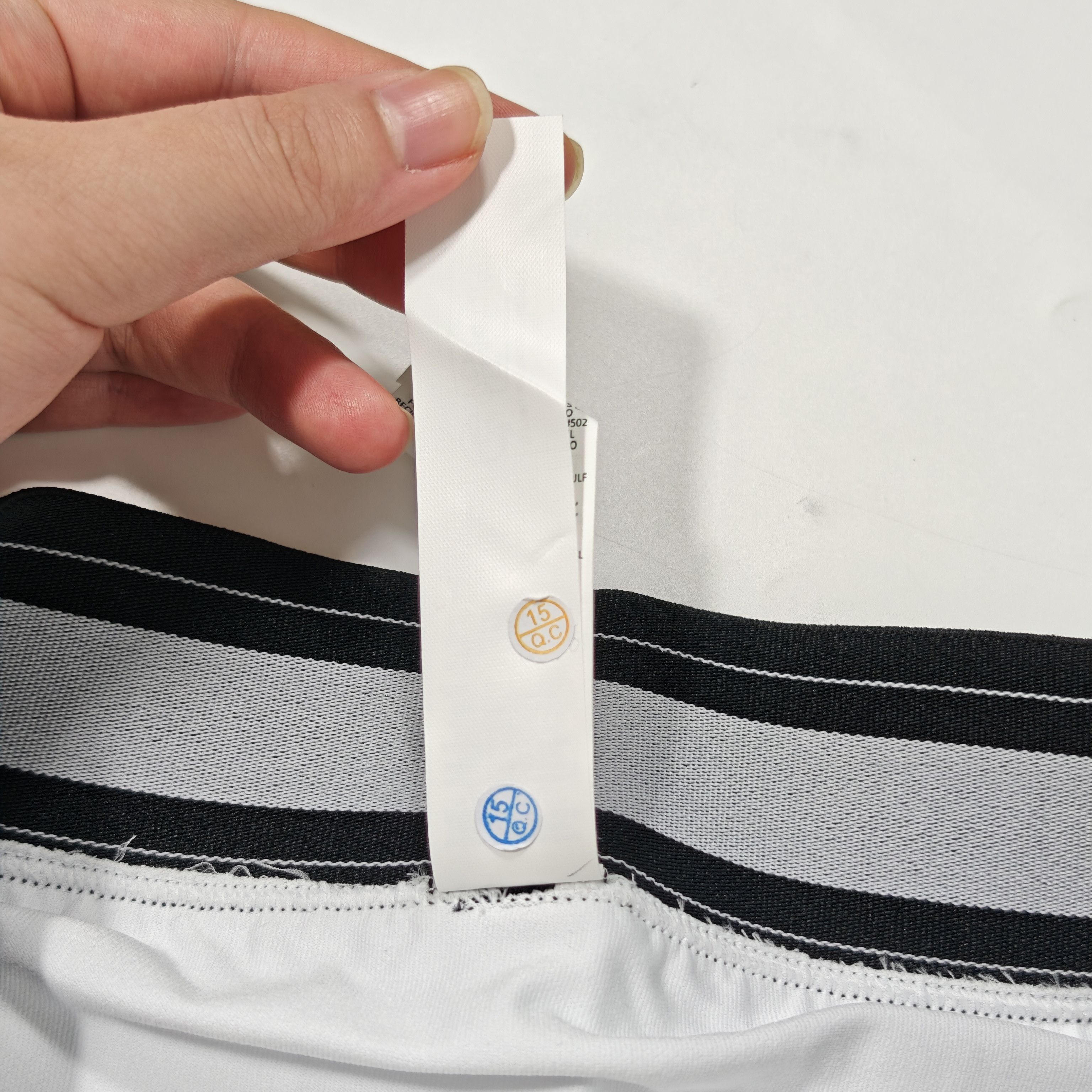 Lululemon LULU Skirts White Size 32" / US 10 / IT 46 - 9 Thumbnail