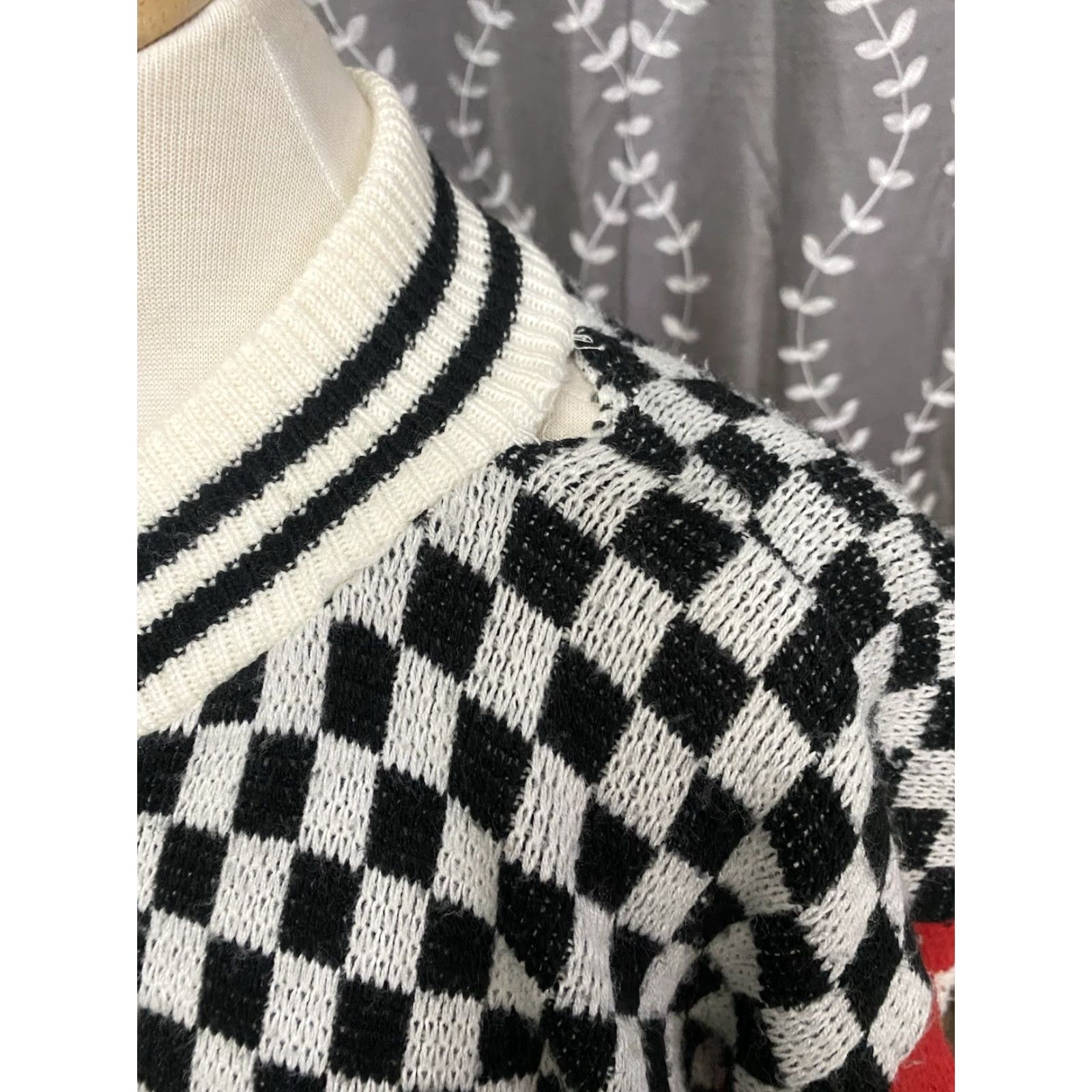 Vintage VINTAGE 80’s A’Milano Checkered Cardigan Sweater Embroidered Women’s Size Small Size S / US 4 / IT 40 - 8 Thumbnail