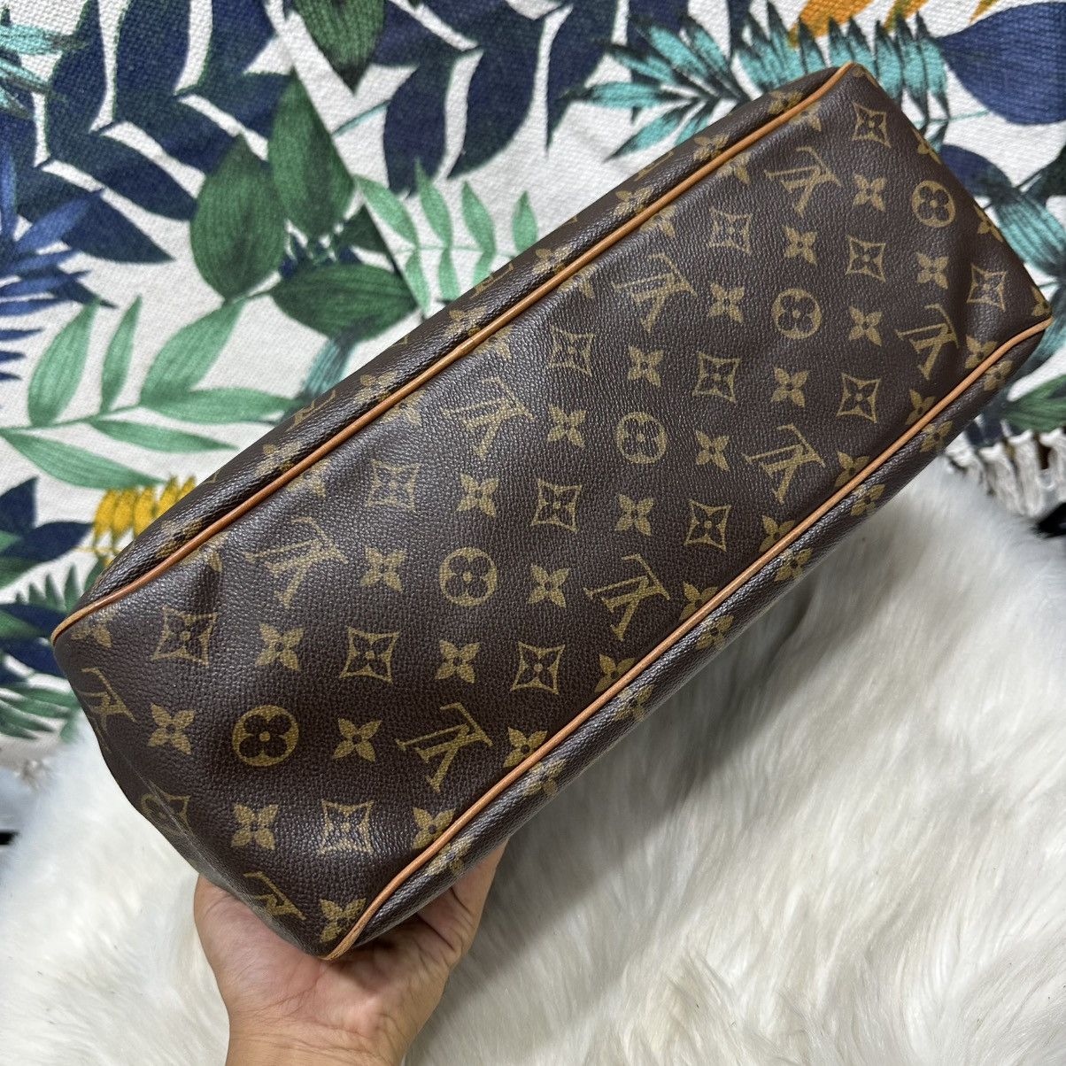 Louis Vuitton Authentic LOUIS VUITTON Monogram Batignolles Horizontel Bag Size ONE SIZE - 7 Thumbnail