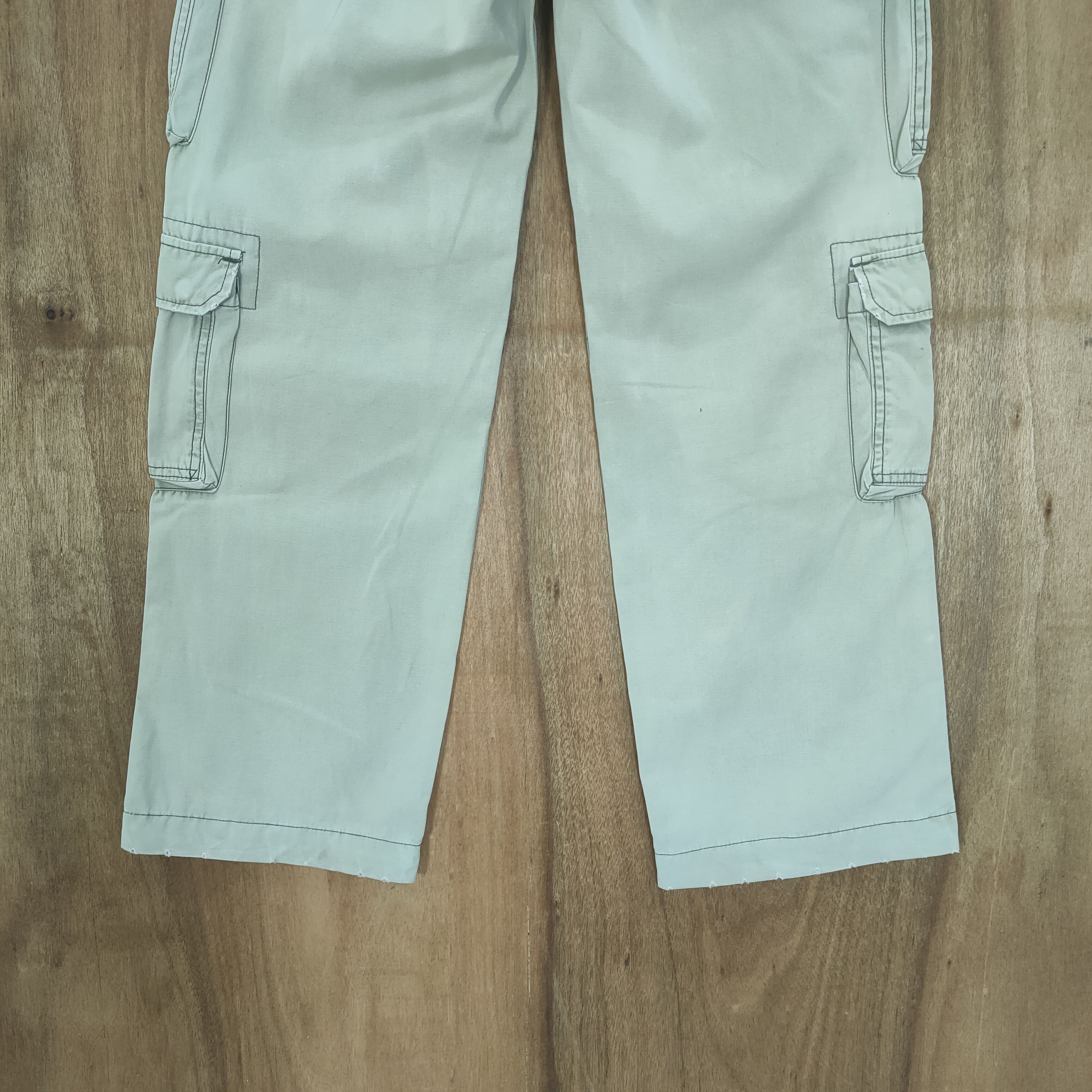 Abercrombie & Fitch ABERCROMBIE & FITCH 10 POCKET CARGO PANTS Size US 28 / EU 44 - 9 Thumbnail