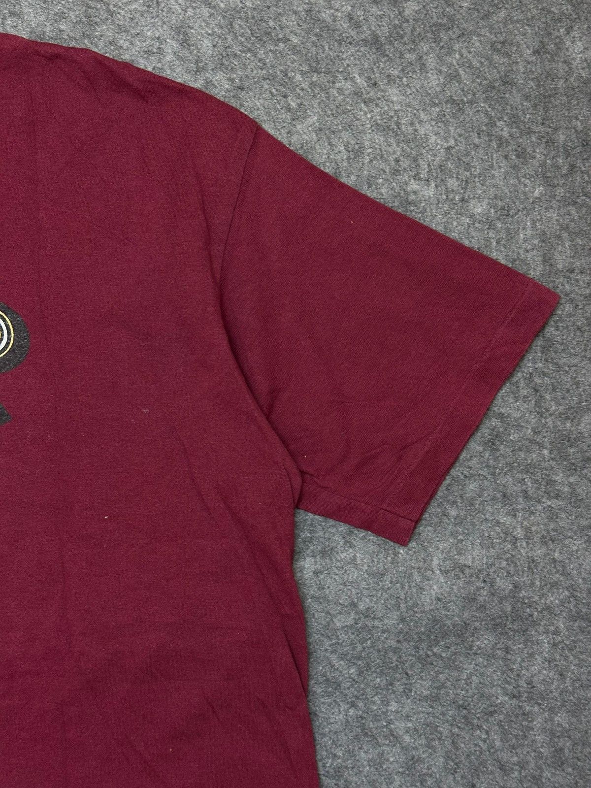 Stussy vintage 90s Stussy Old English t-shirt in burgundy. Size US L / EU 52-54 / 3 - 5 Thumbnail