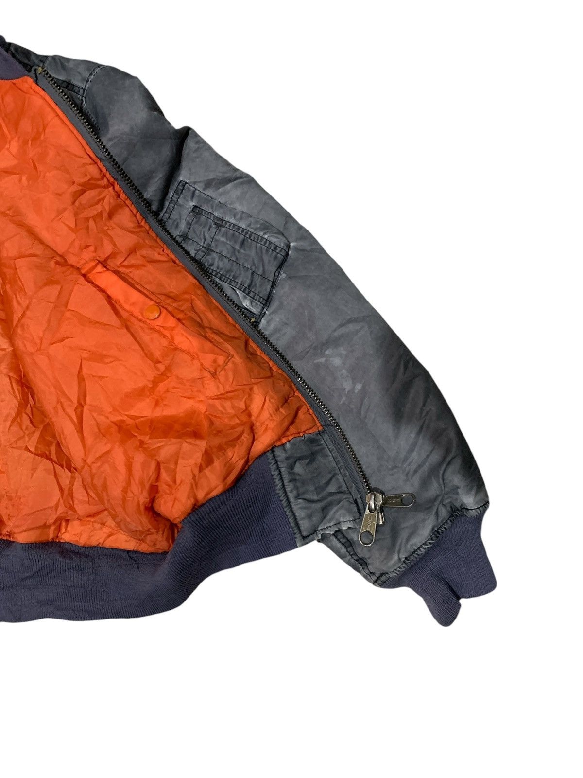 Vintage Vintage Sun Faded U.S Air Force Flight Ma1 Bomber Jacket Size US L / EU 52-54 / 3 - 4 Thumbnail