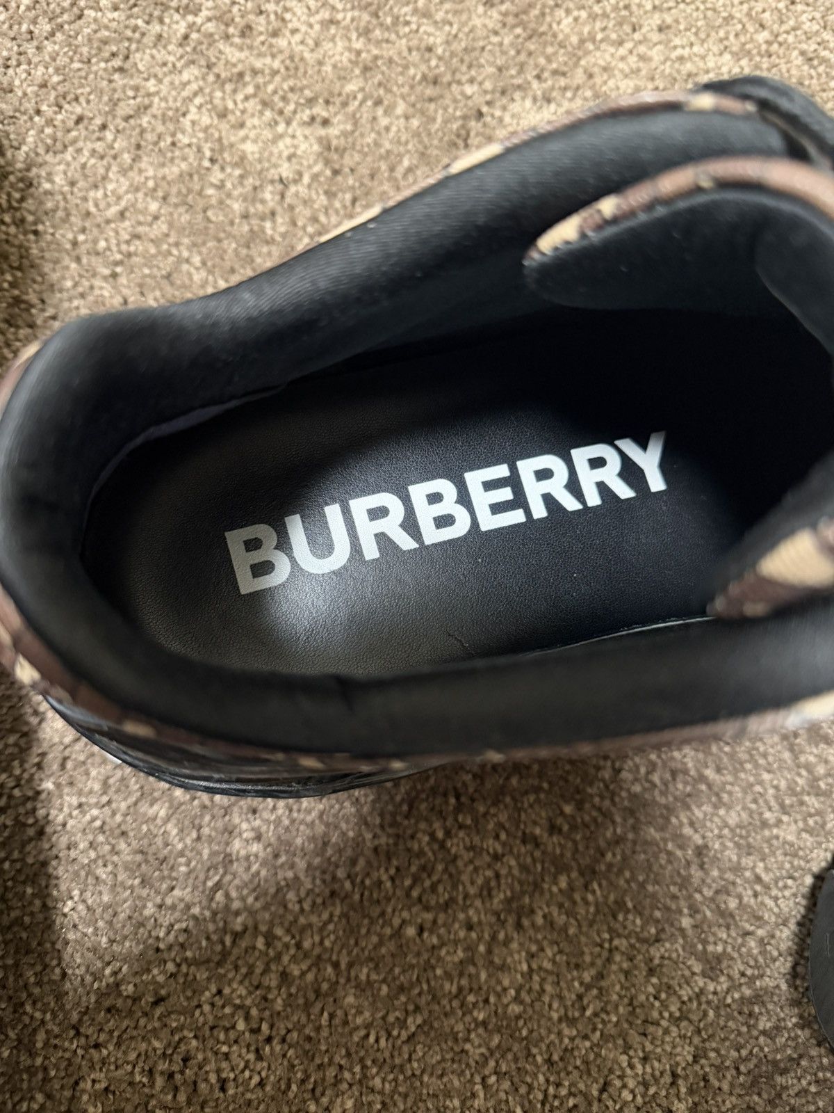 Burberry Burberry Arthur Monogram Sneaker Size US 9 / EU 42 - 8 Thumbnail
