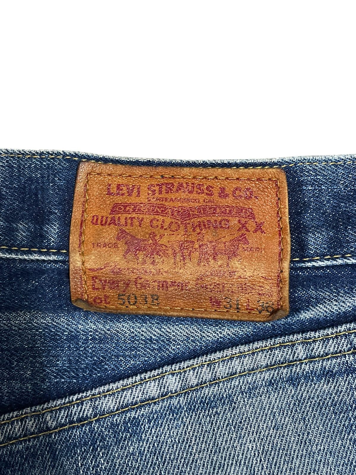 Levi's Vintage 80s Levi’s Big E Salvaged Distressed Cropped Jeans Size US 31 - 15 Thumbnail