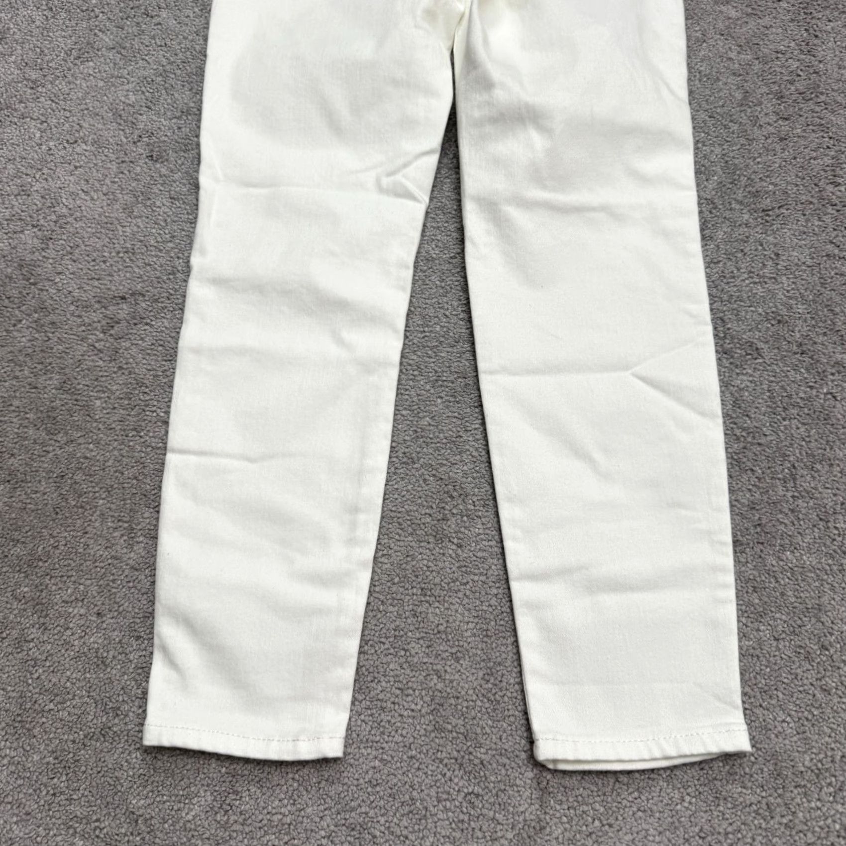 Vintage VINTAGE Banana Republic MR Skinny Denim Jeans Womens 27/4P White Mid Rise Cotton Stretch Size 40" / US 18 - 6 Thumbnail