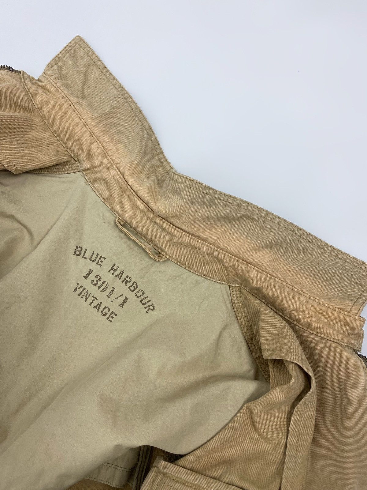 Vintage 2000’s Vintage Distressed Tan Canvas Boxy Work Jacket Size US S / EU 44-46 / 1 - 4 Thumbnail