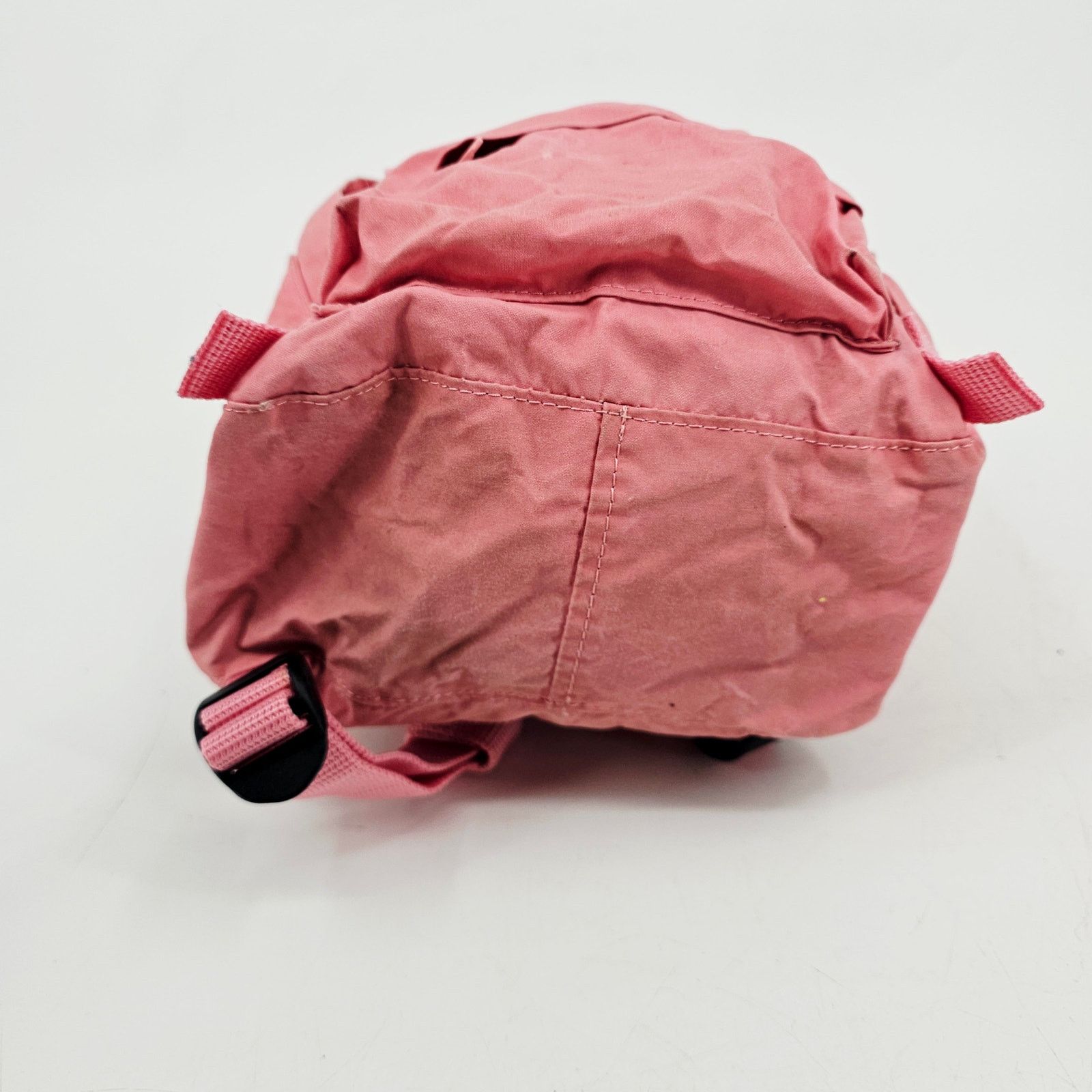 Fjallraven Fjallraven Kånken Classic Mini Backpack Bubble Gum Pink Size ONE SIZE - 4 Thumbnail